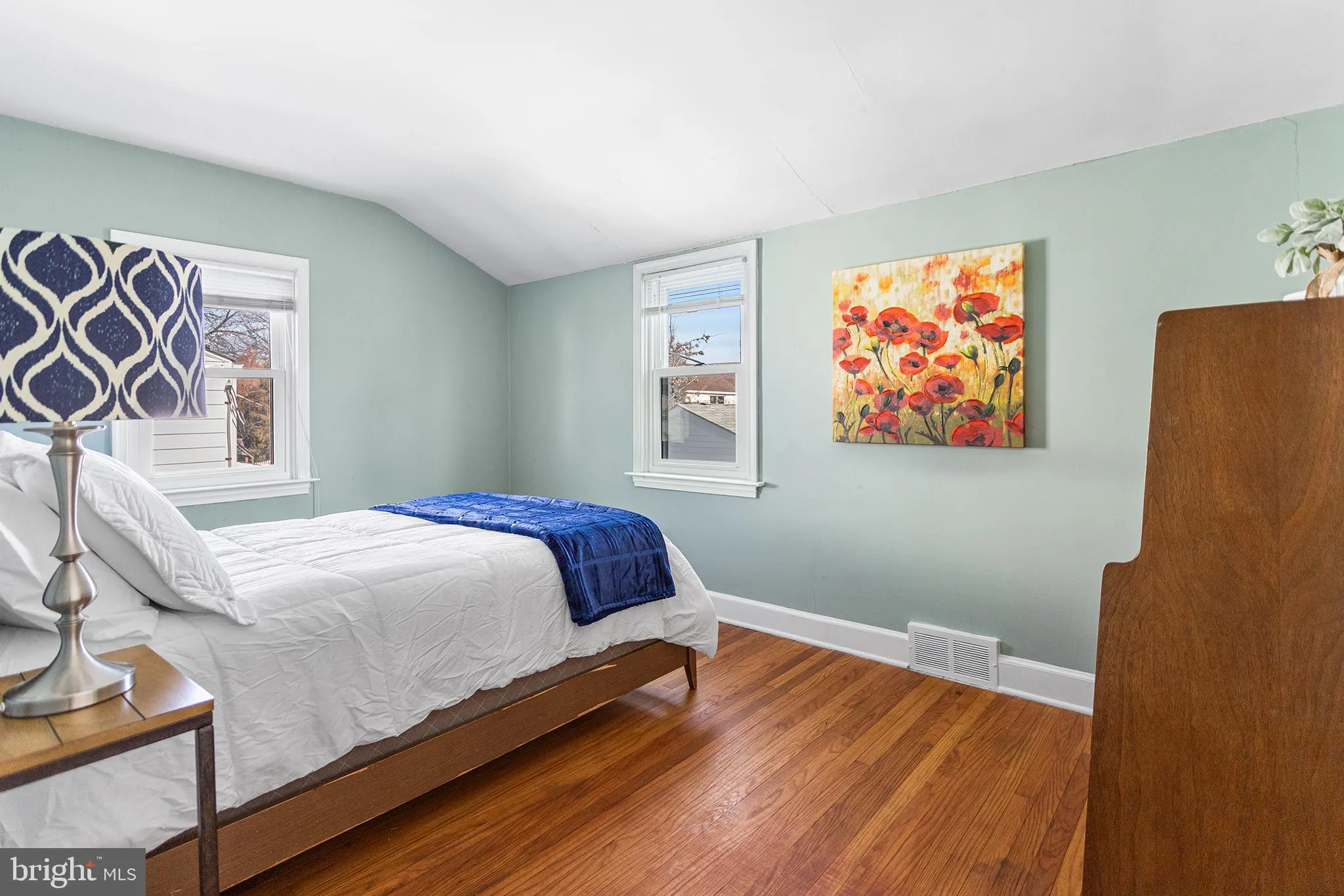 Folsom, Pennsylvania 19033, United States, 3 Bedrooms Bedrooms, ,2 BathroomsBathrooms,Residential,Pending,87862