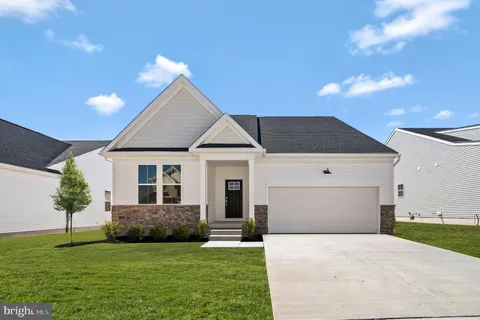 2910 Cordwainers Lane, Middletown, DE MLS: DENC2078914