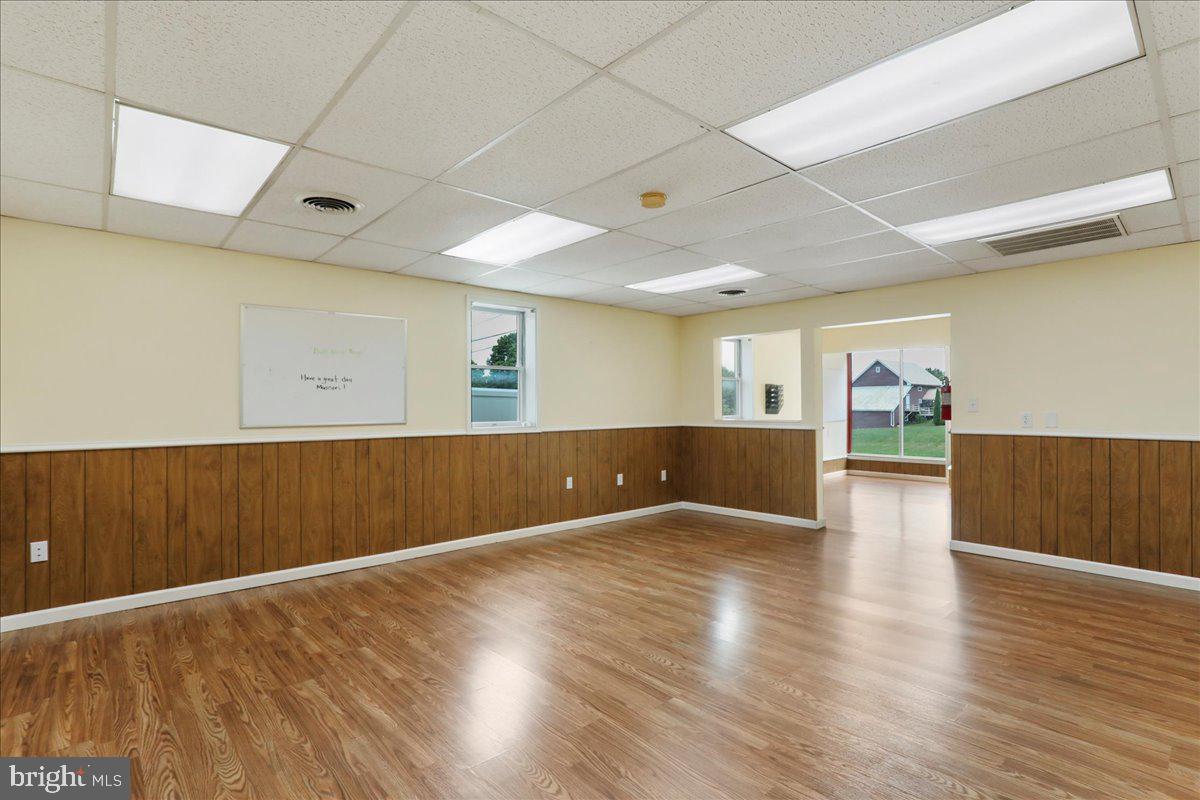 BLUE RIDGE SUMMIT - Commercial Lease