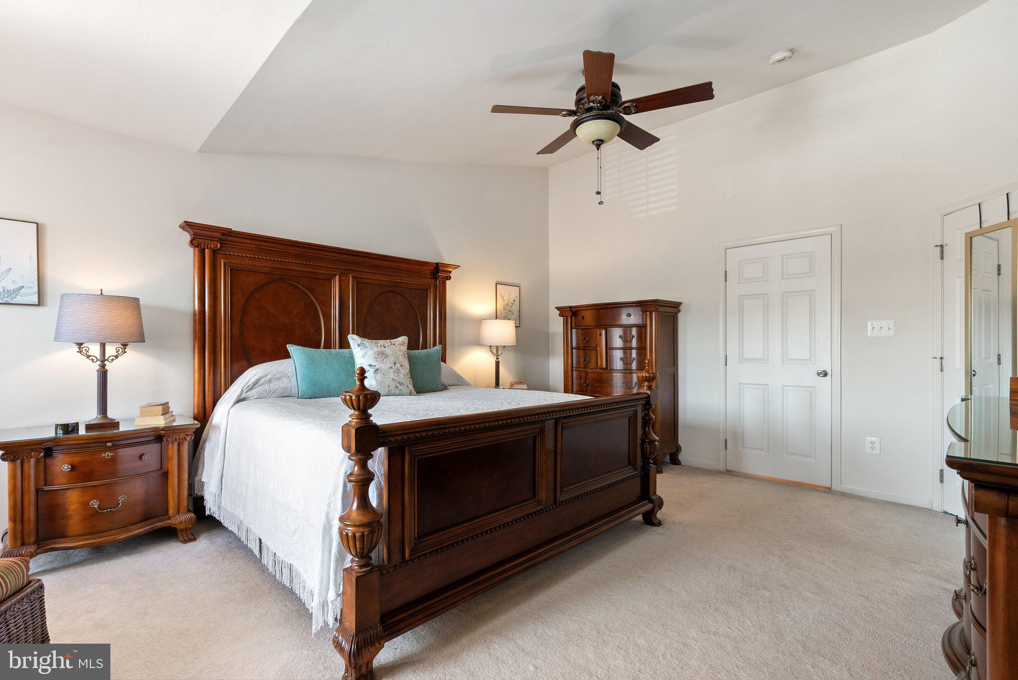 HUNTFIELD - Residential