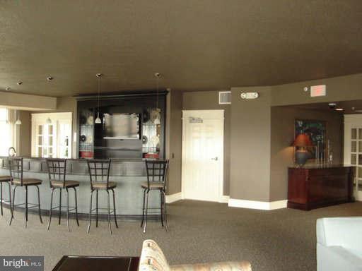 CARLTON HOUSE - Residential Lease