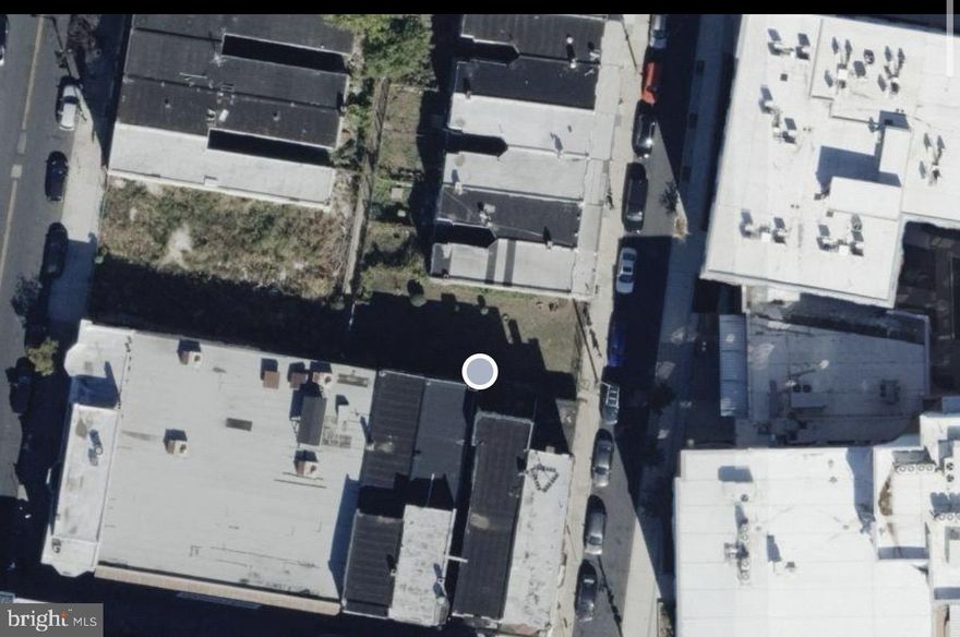 RSA5  Vacant Middle  Lot for your future home!
Buyer is advised to conduct their own due diligence.
 I have several land listing available. Please contact me if you are interested.