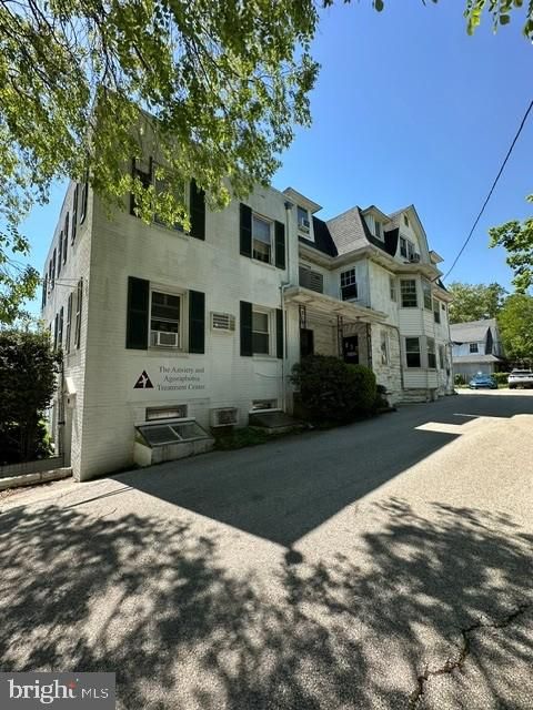 110-112 BALA AVENUE BALA CYNWYD PA 19004