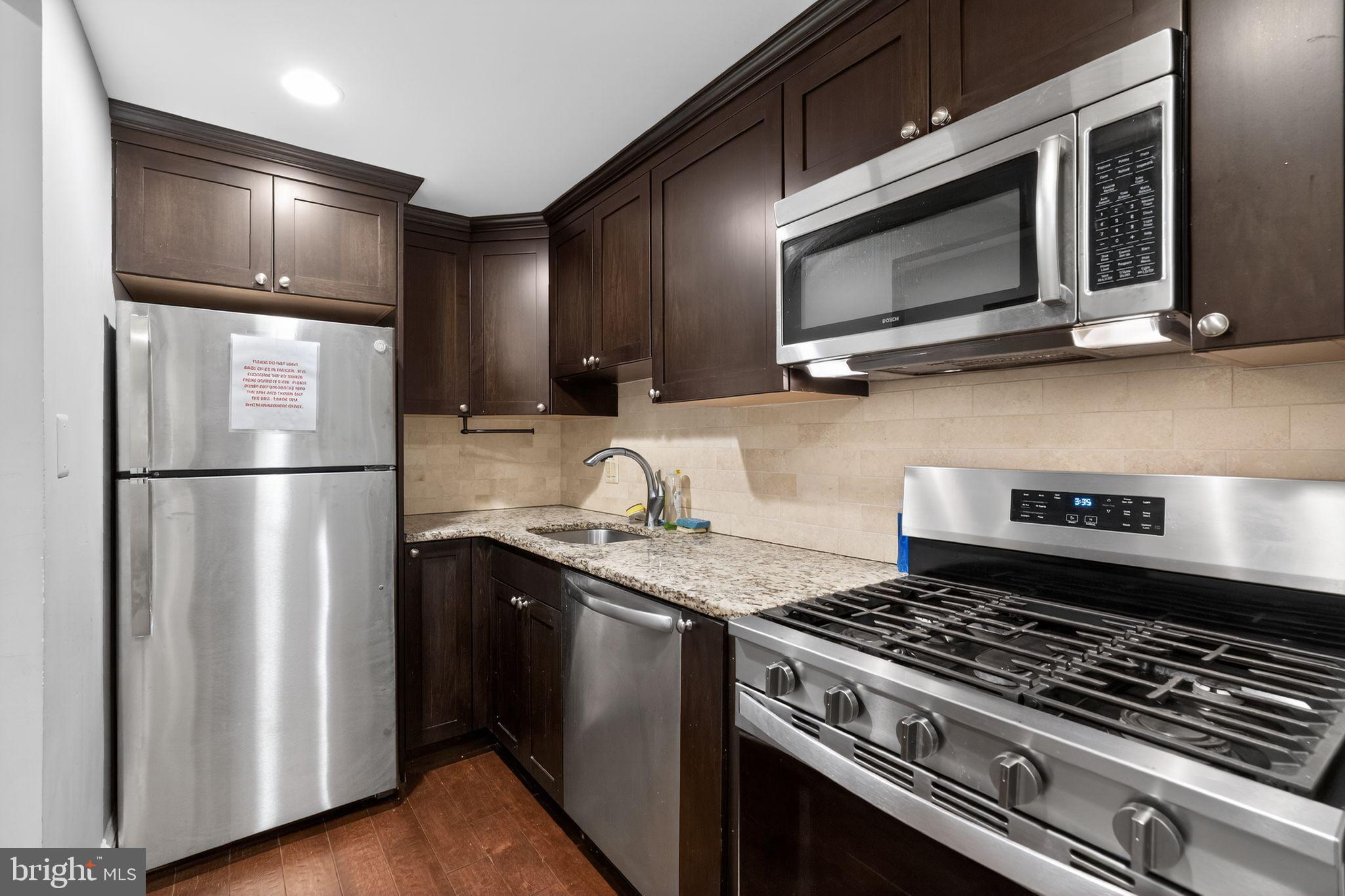 JENKINTOWN - Residential