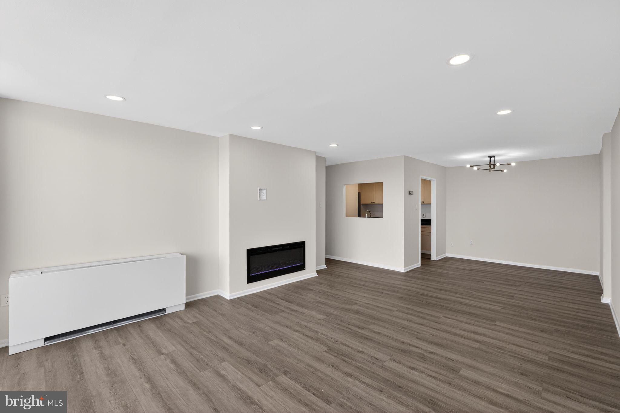 JENKINTOWN - Residential