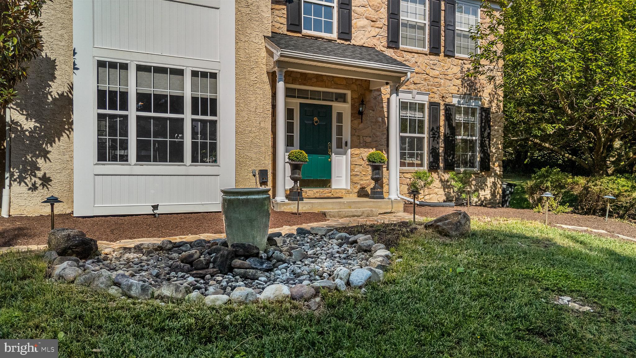 Property Search 17 HIGHVIEW ROAD