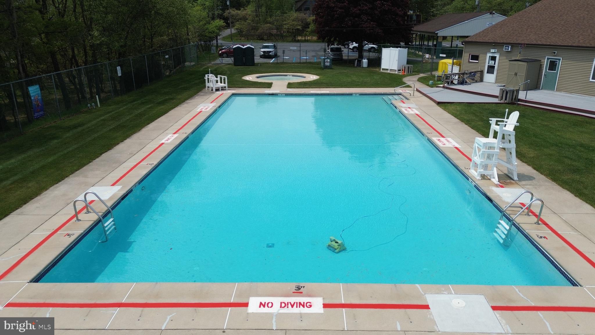 TOWAMENSING TRAILS - Residential