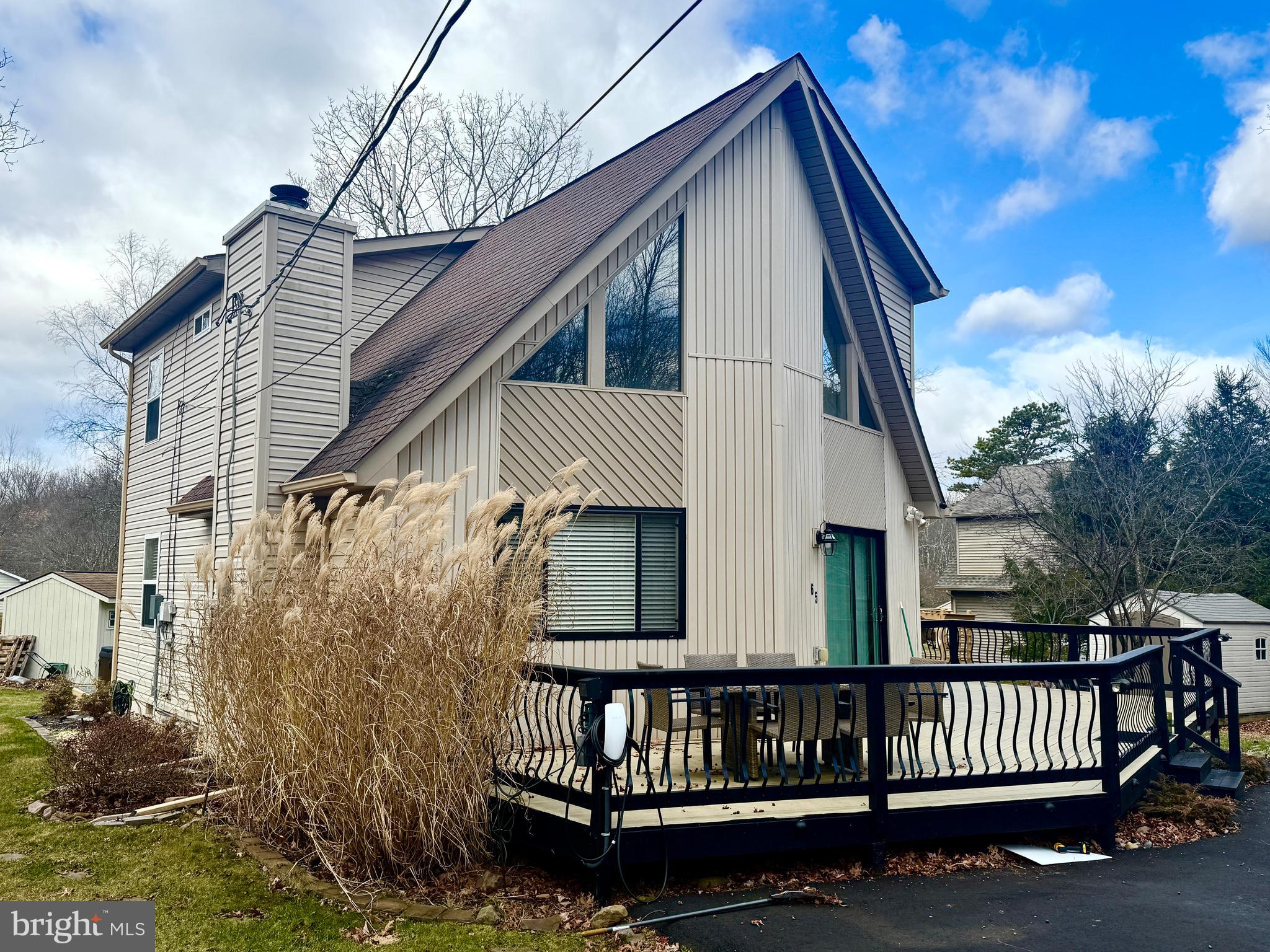 TOWAMENSING TRAILS - Residential