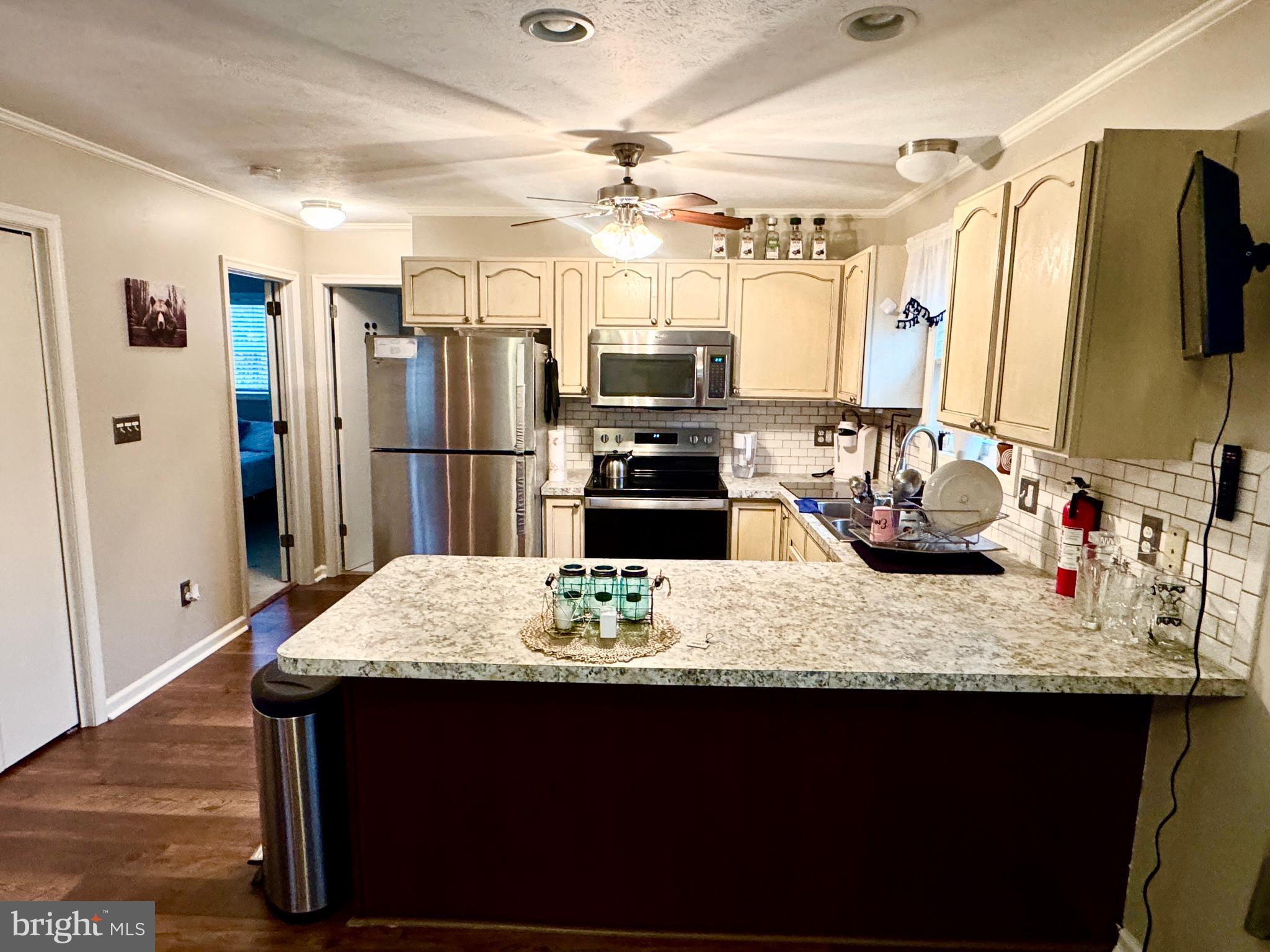 TOWAMENSING TRAILS - Residential