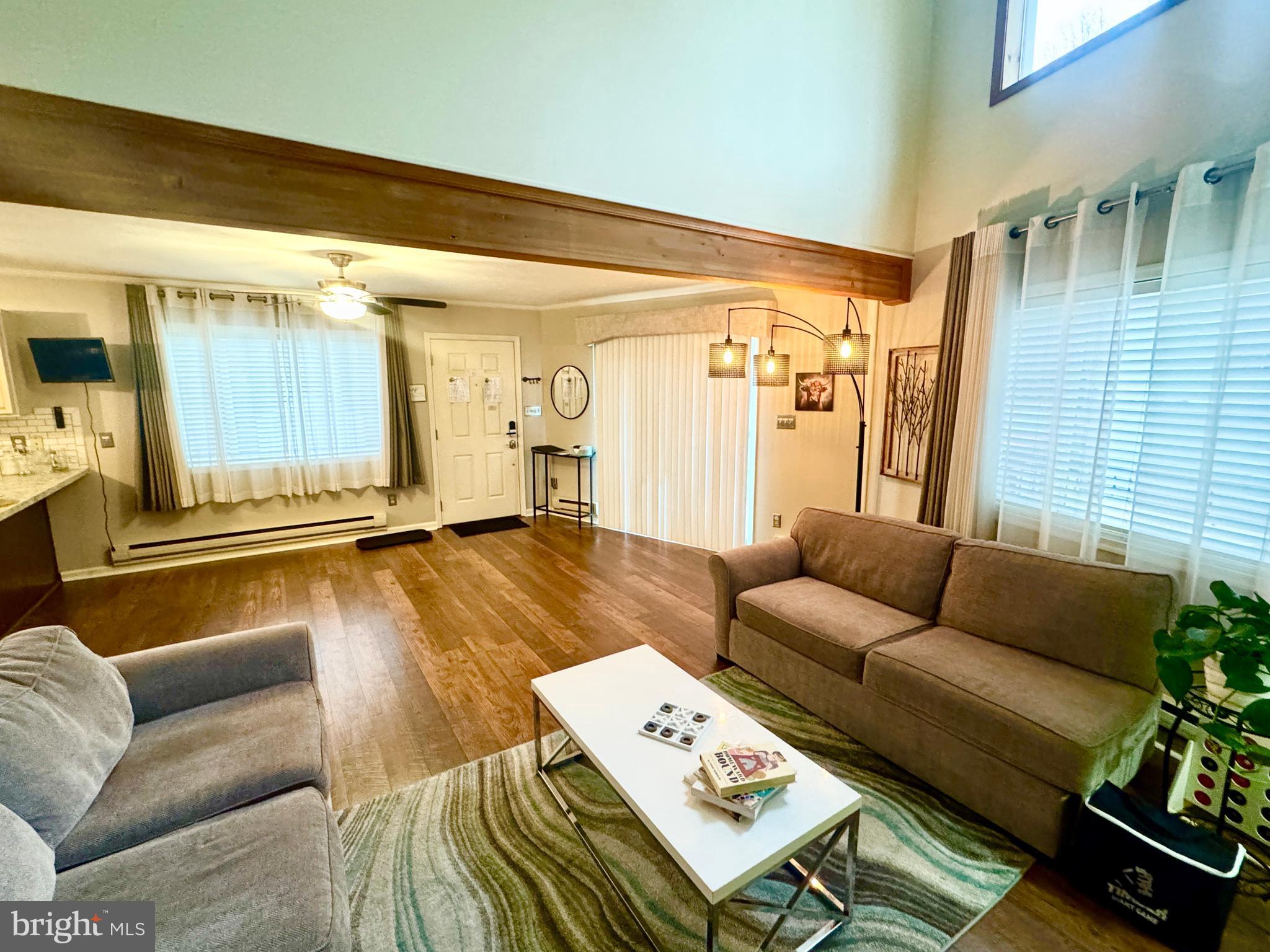 TOWAMENSING TRAILS - Residential