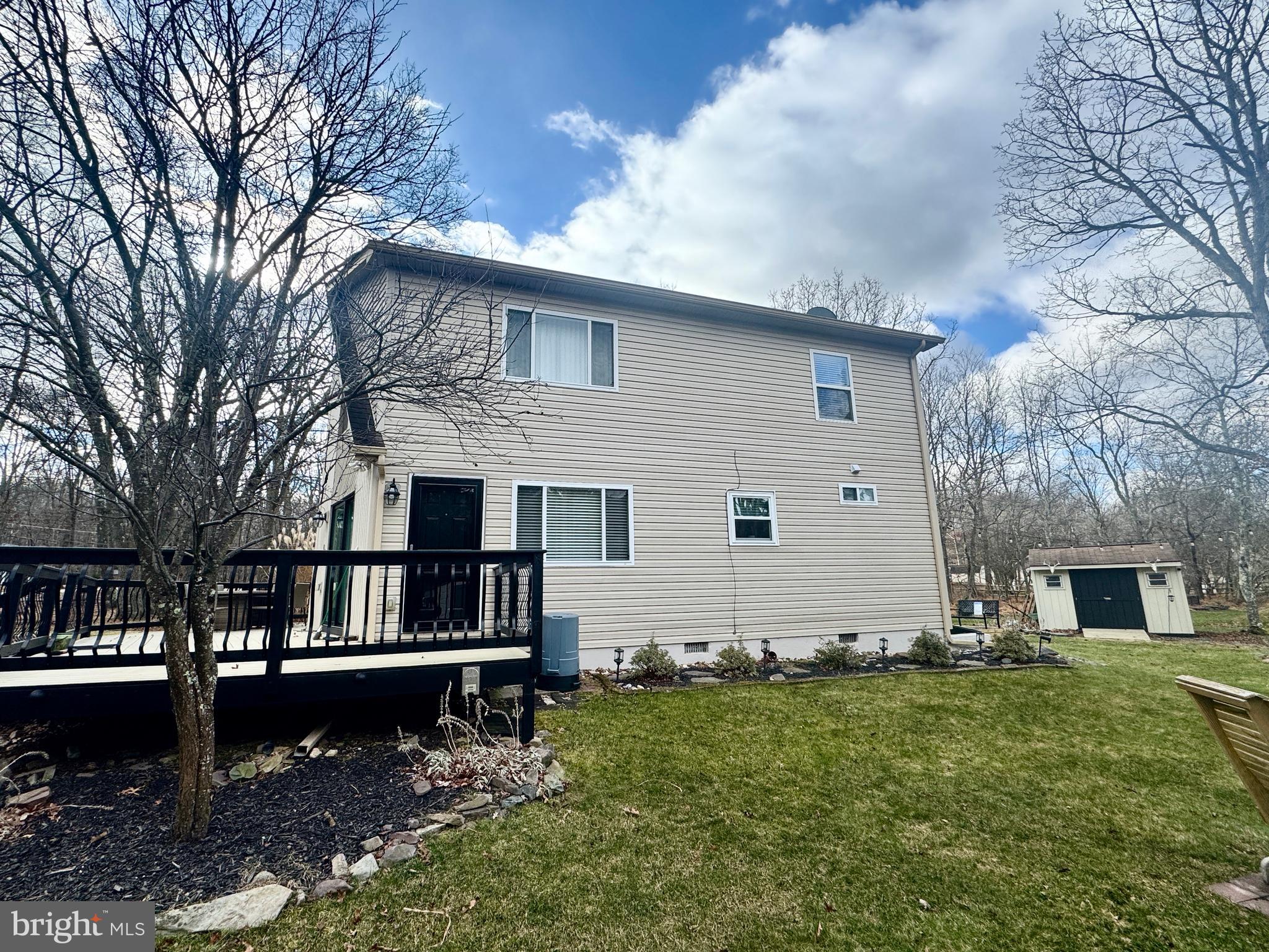 TOWAMENSING TRAILS - Residential