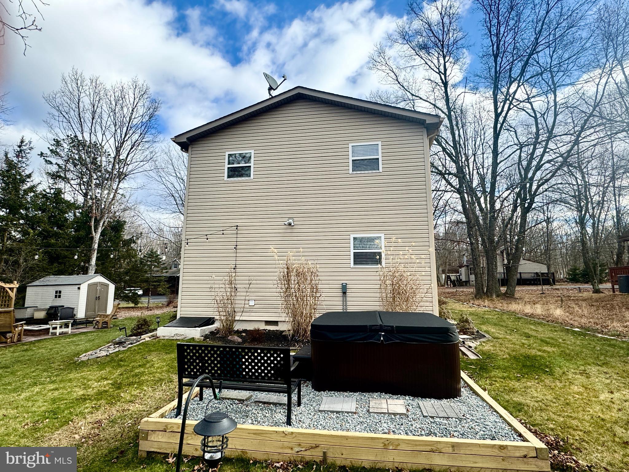 TOWAMENSING TRAILS - Residential