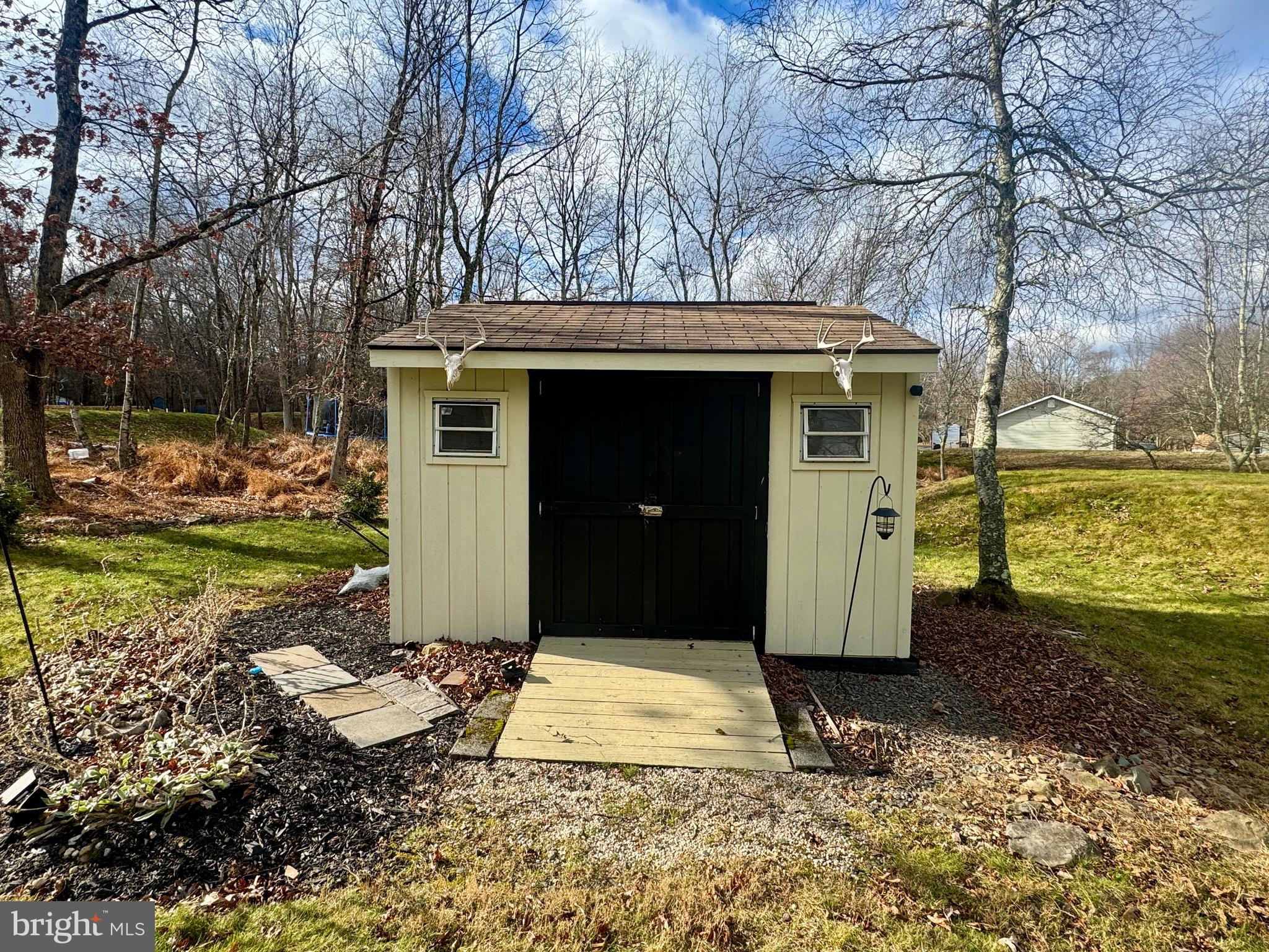 TOWAMENSING TRAILS - Residential