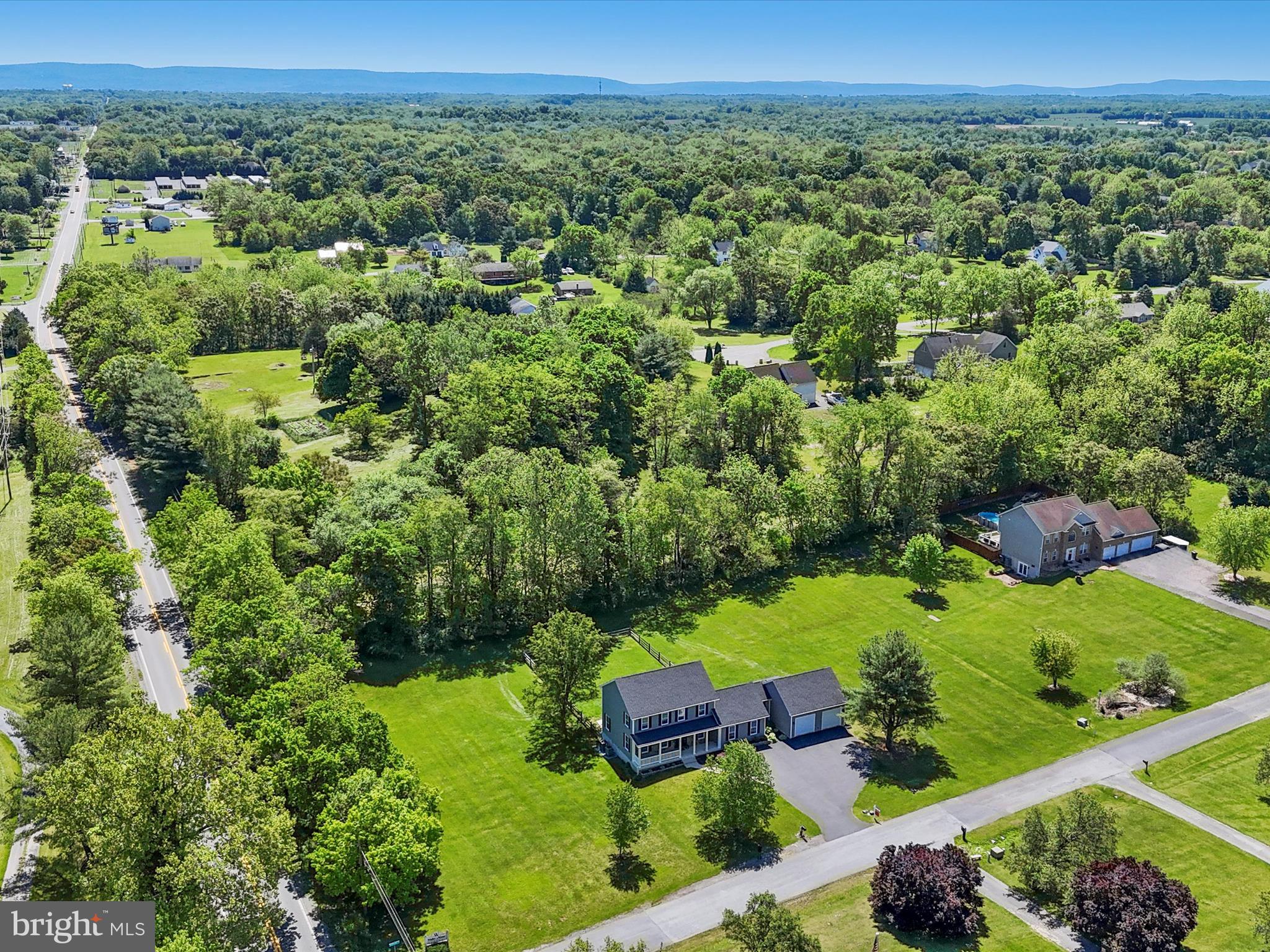 WALKER MANOR - Residential