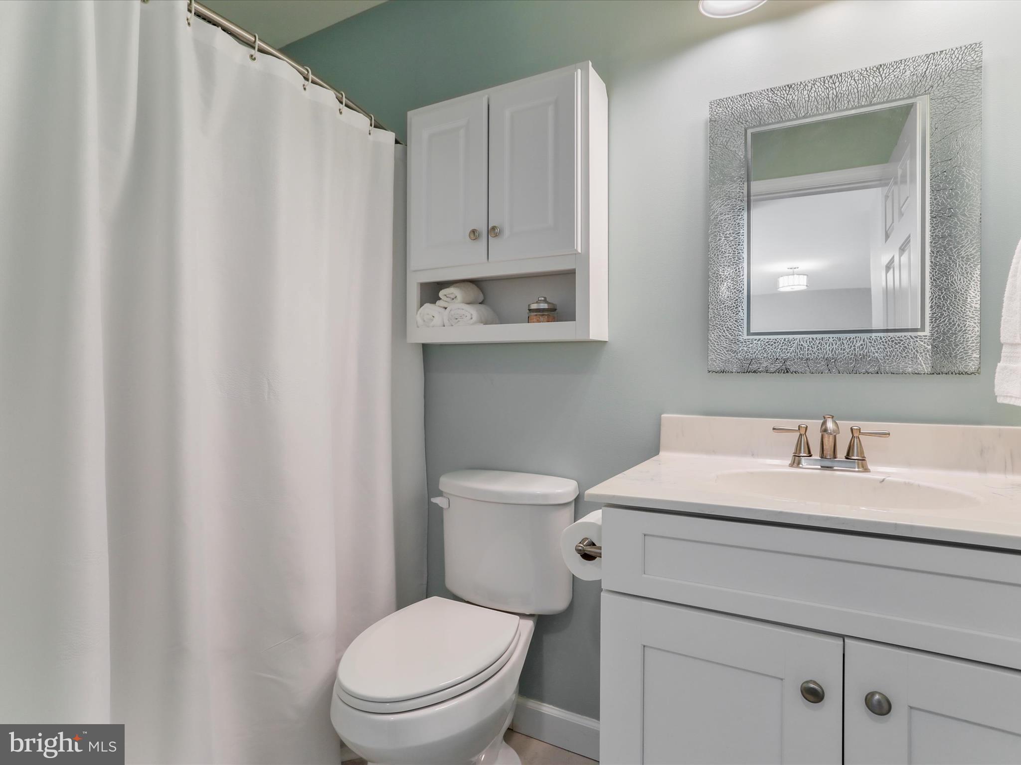 WALKER MANOR - Residential