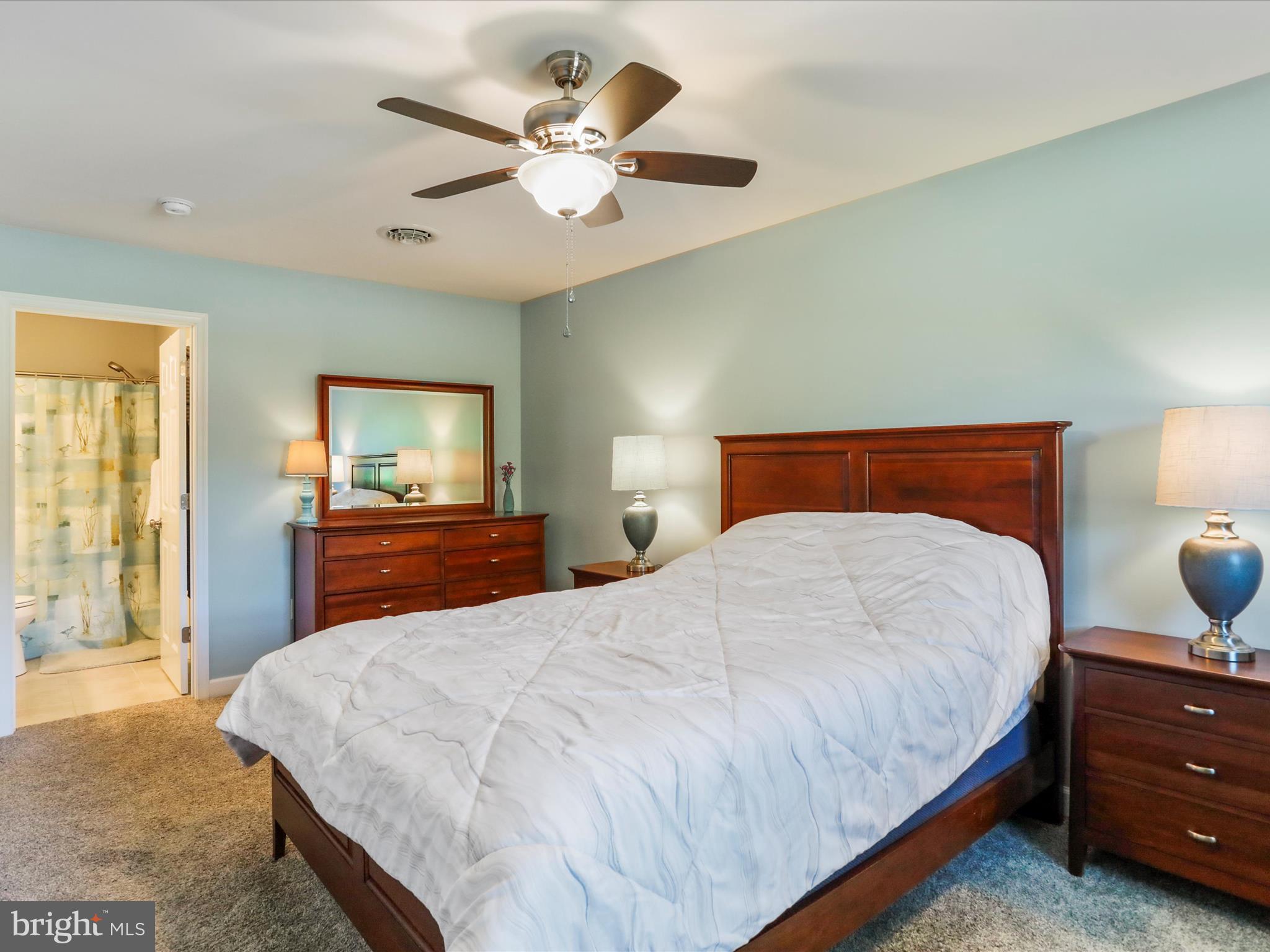 WALKER MANOR - Residential