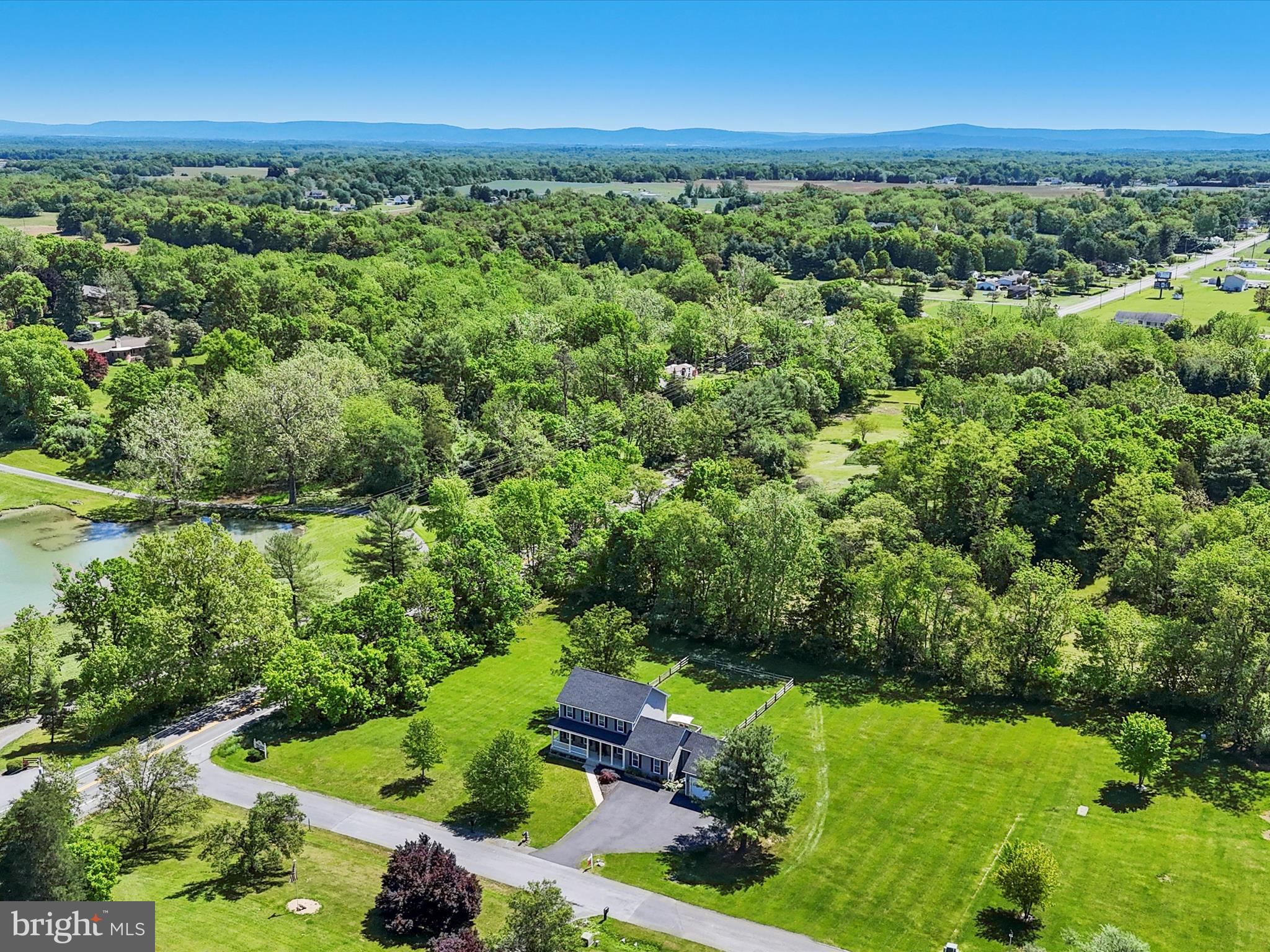 WALKER MANOR - Residential