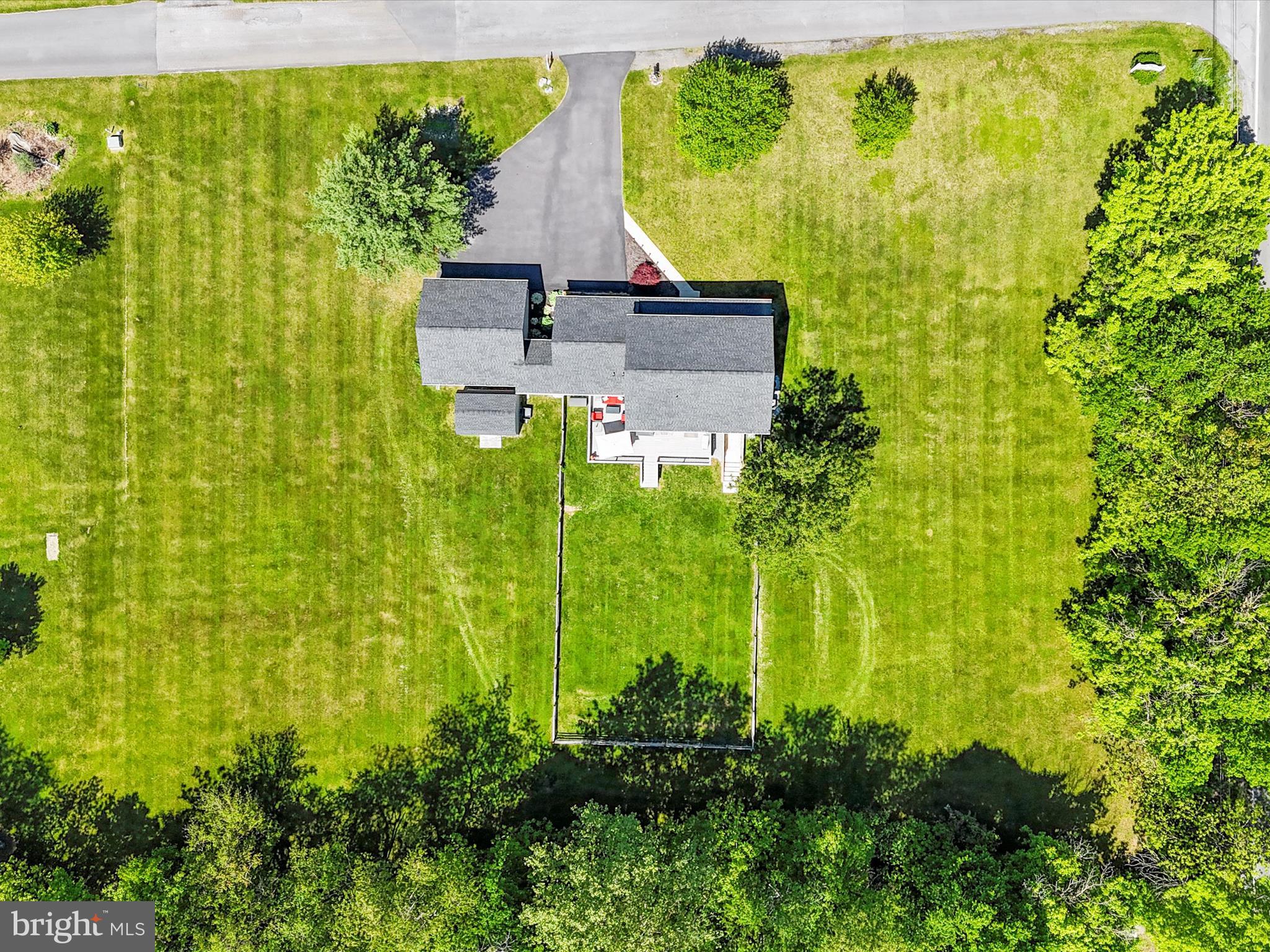 WALKER MANOR - Residential