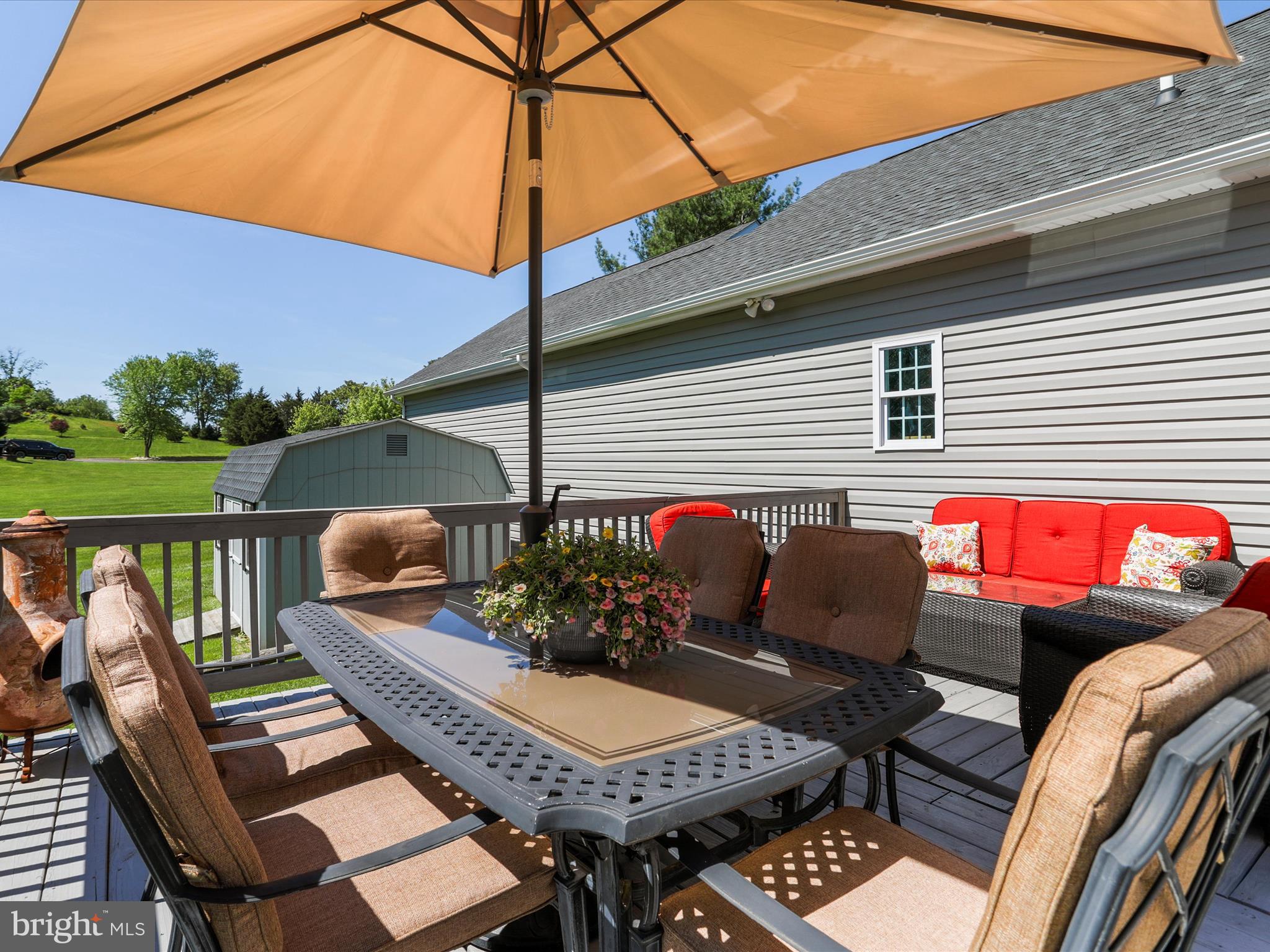 WALKER MANOR - Residential