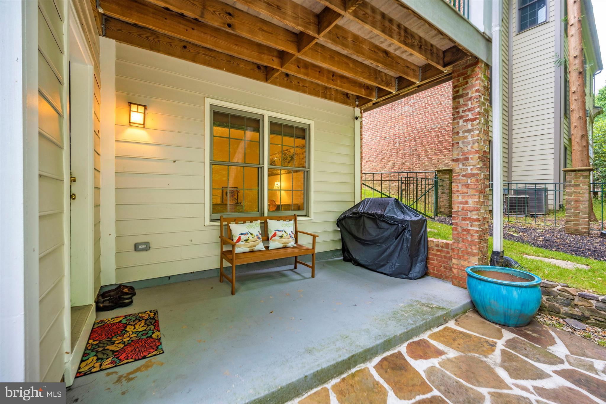 RIVER FALLS - Residential