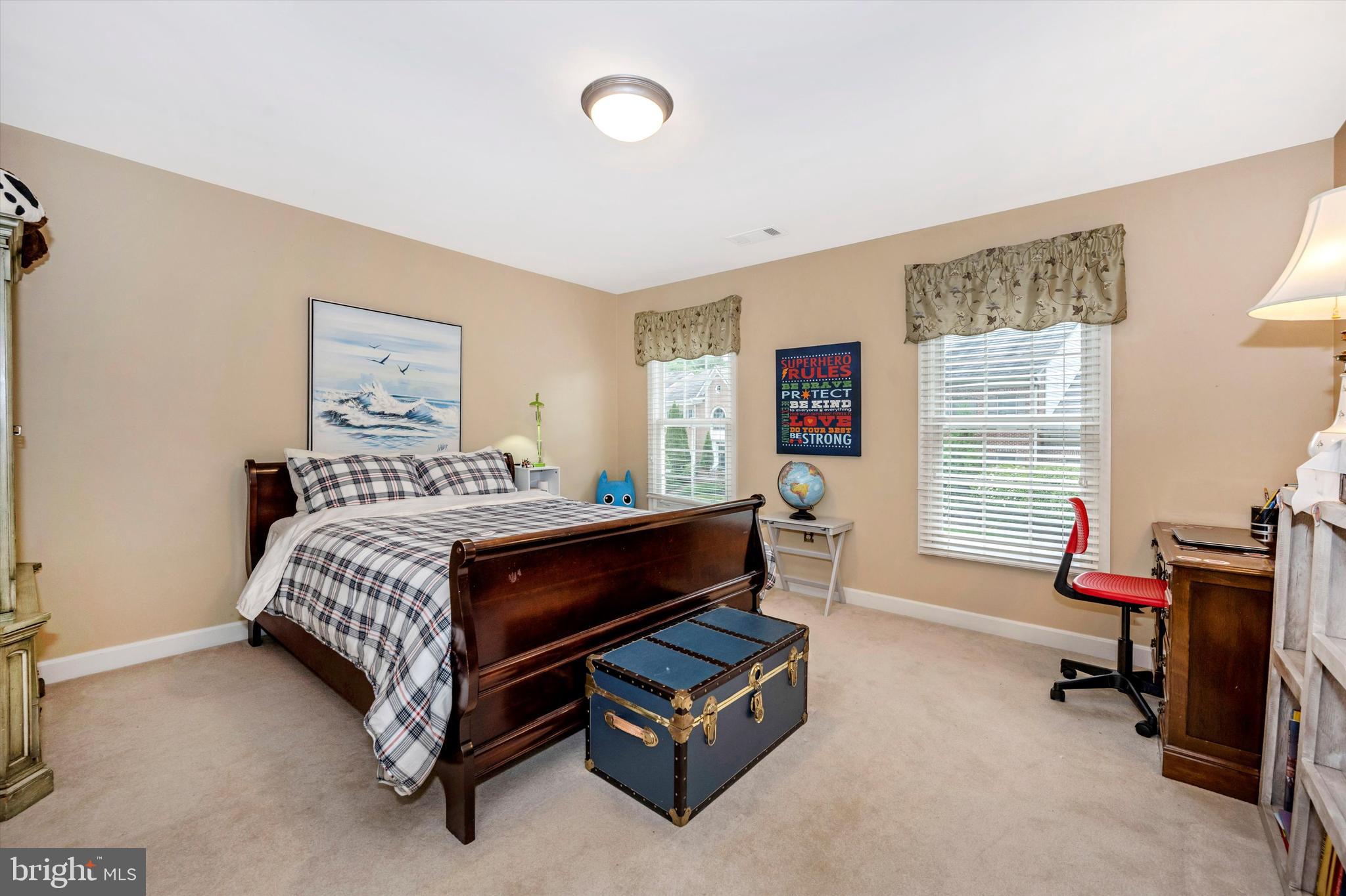 RIVER FALLS - Residential