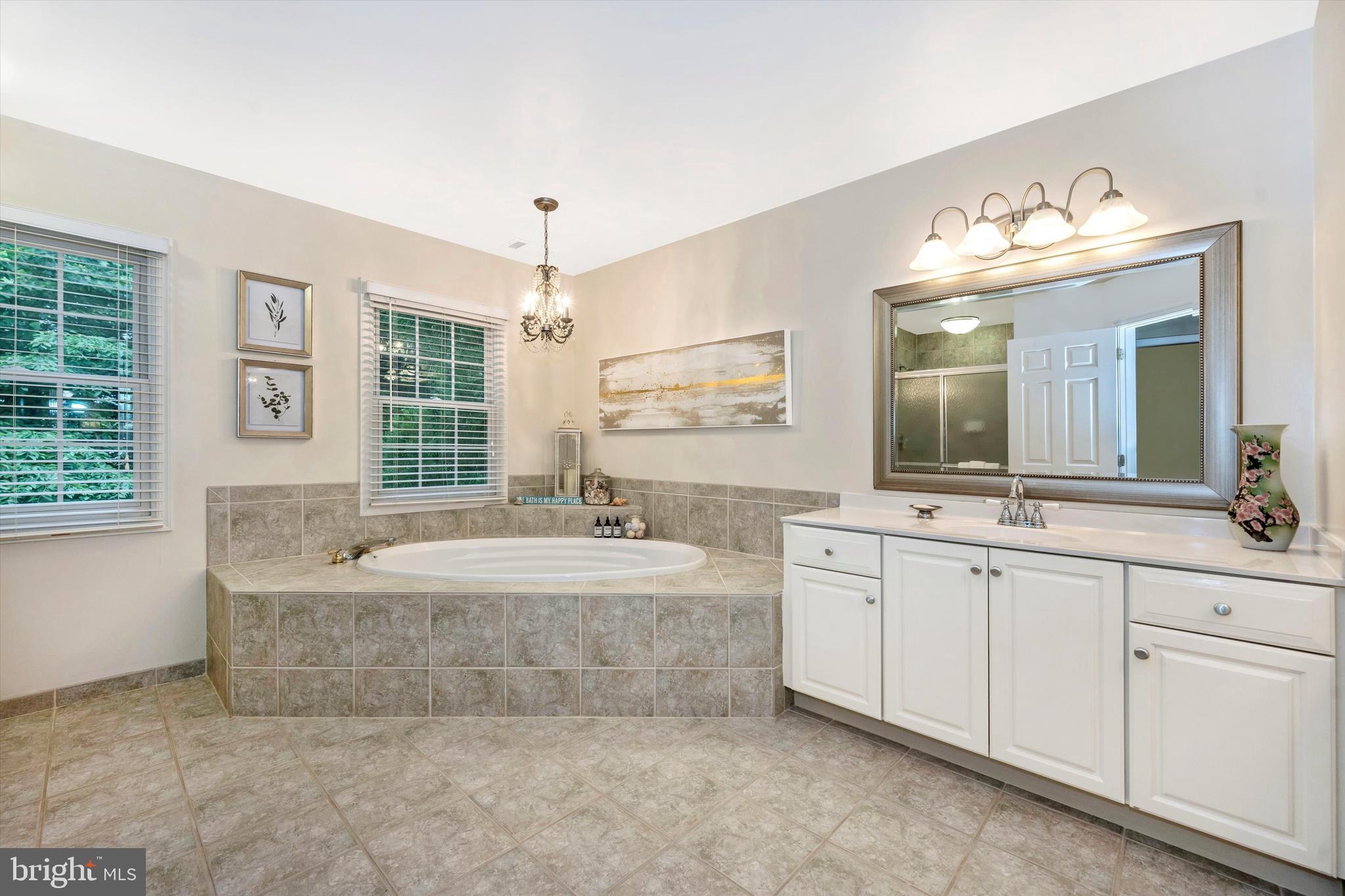 RIVER FALLS - Residential