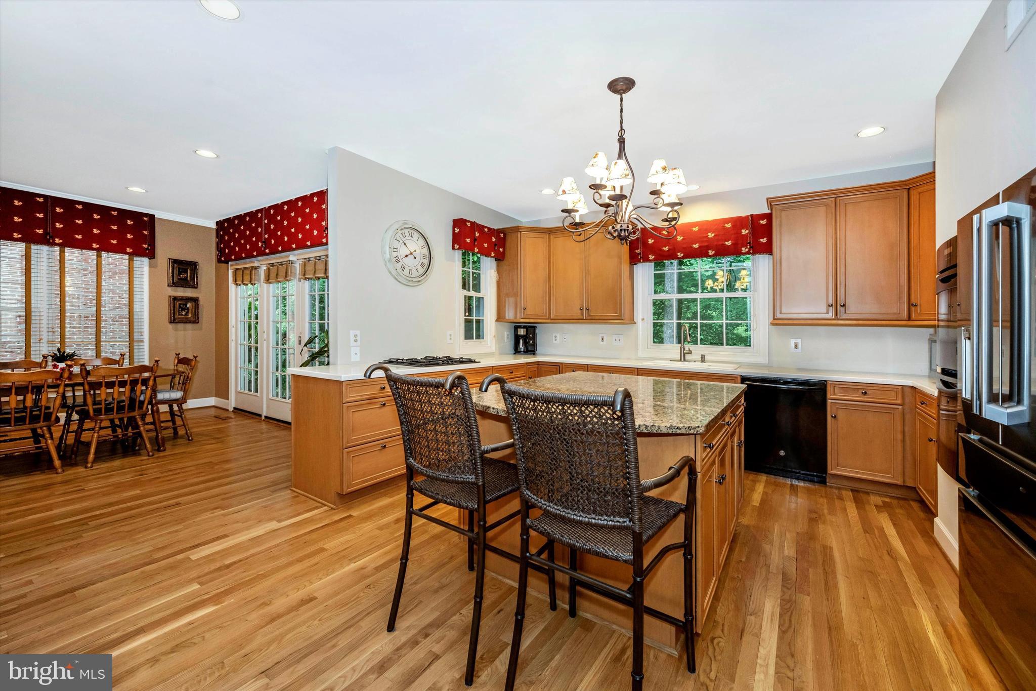 RIVER FALLS - Residential