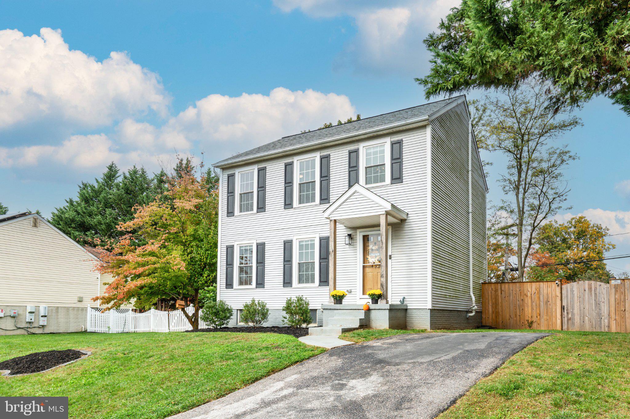 870 ELMWOOD COURT