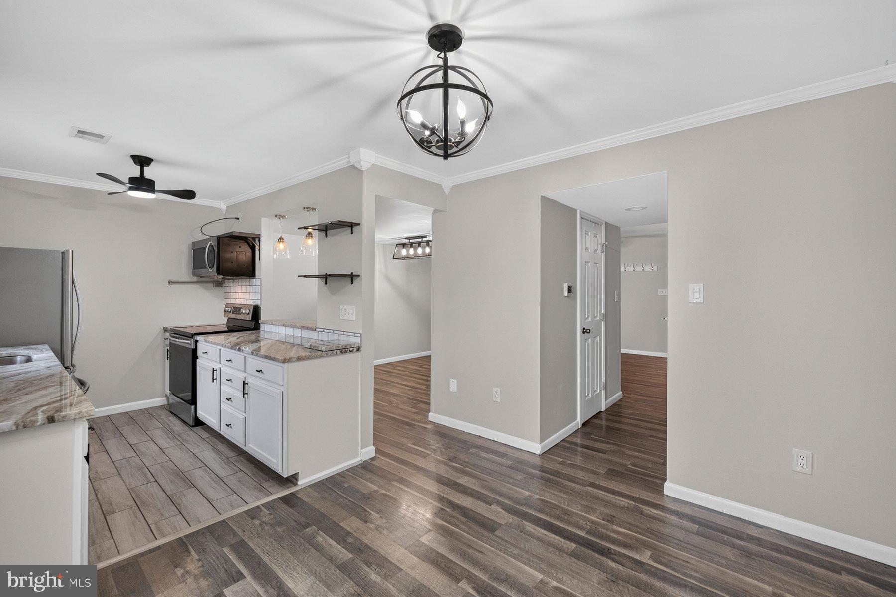 8808 EUREKA LANE