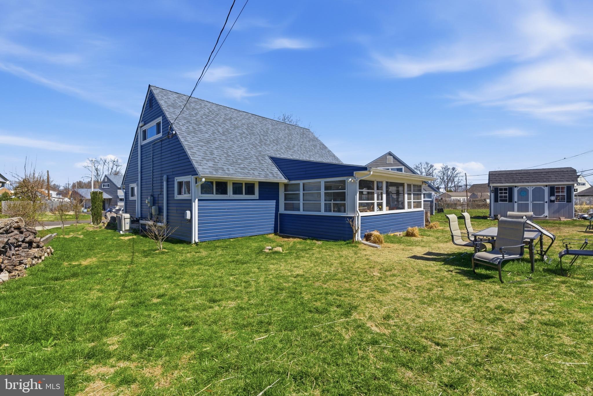 INDIAN CREEK - Residential