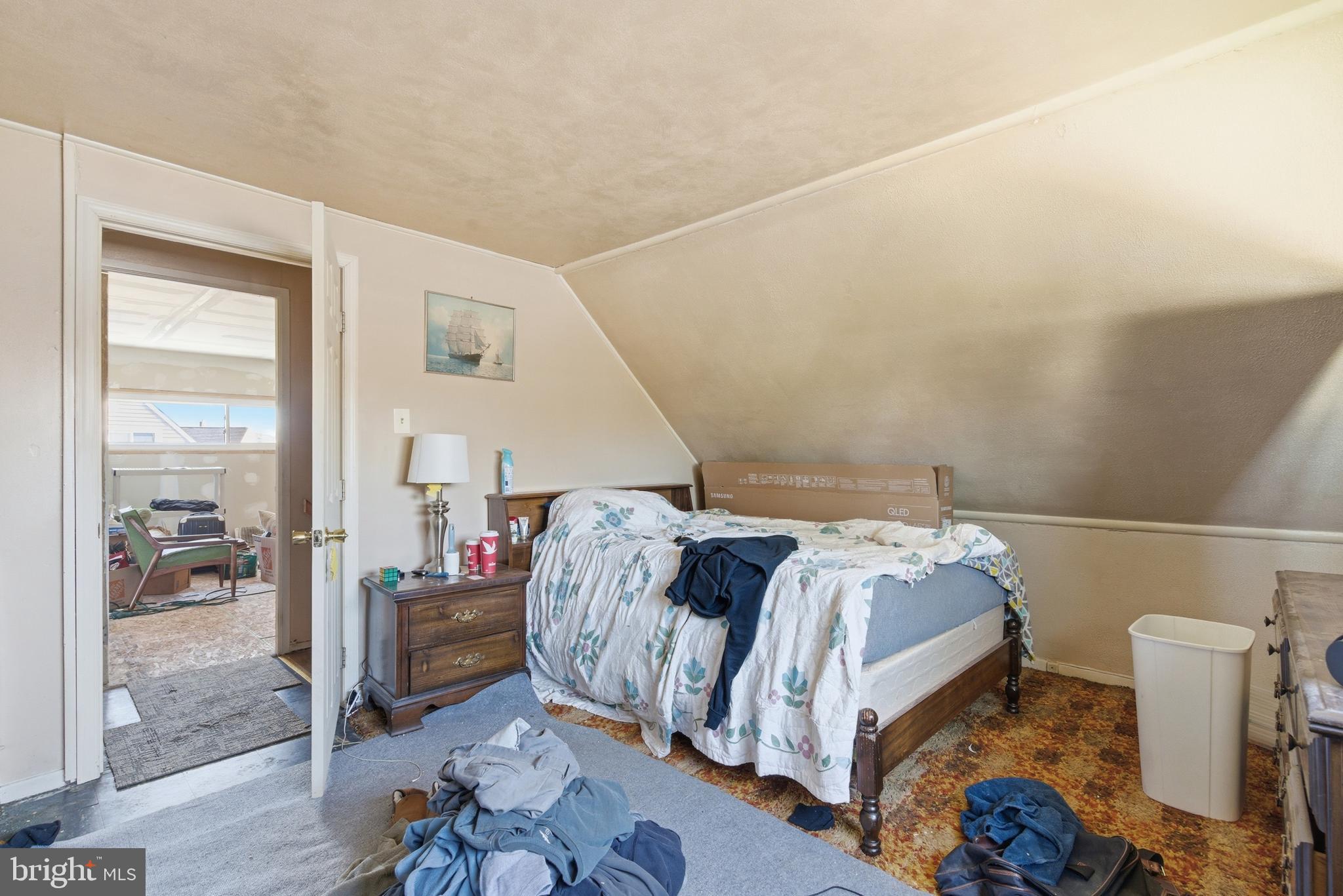 INDIAN CREEK - Residential