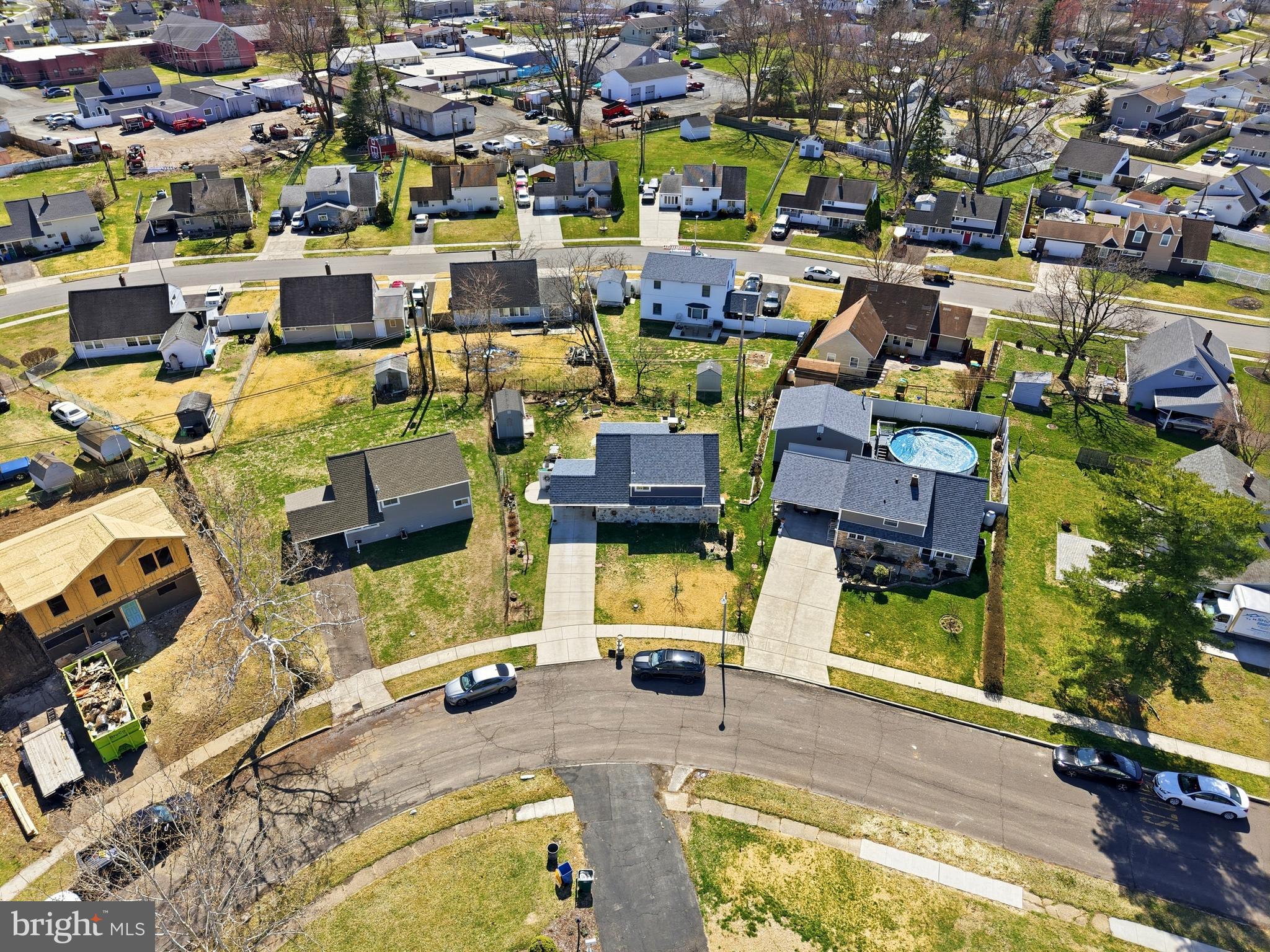 INDIAN CREEK - Residential