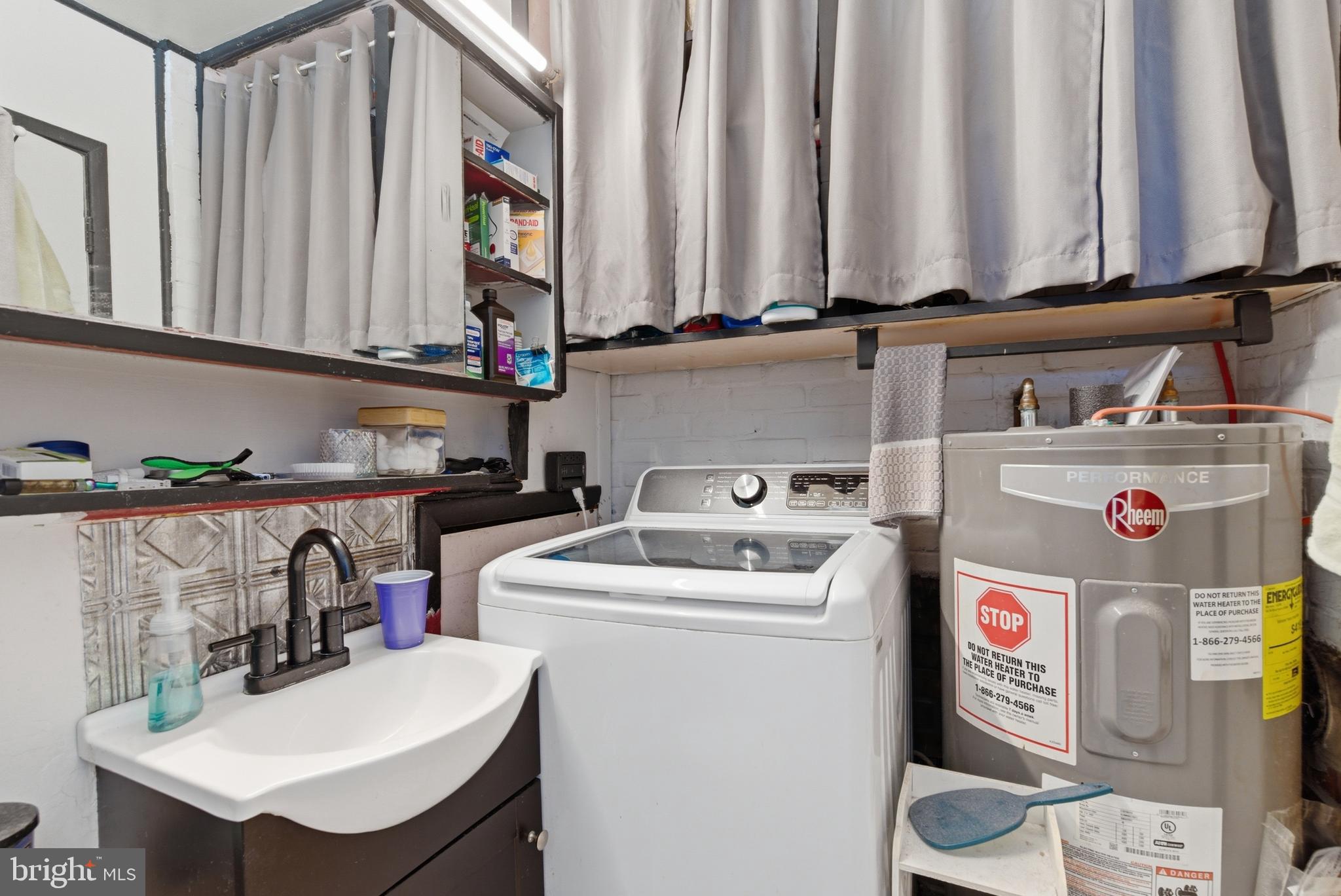 INDIAN CREEK - Residential