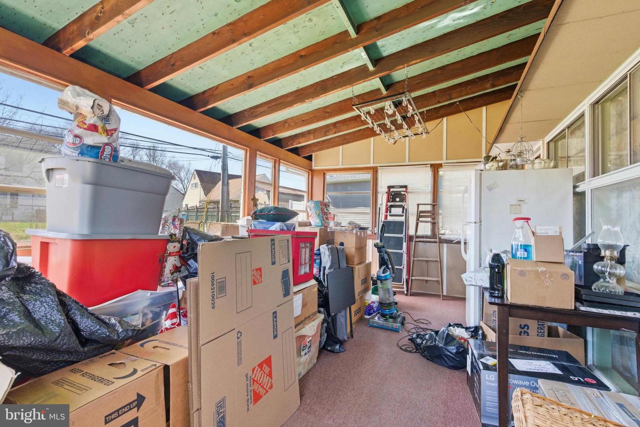 INDIAN CREEK - Residential