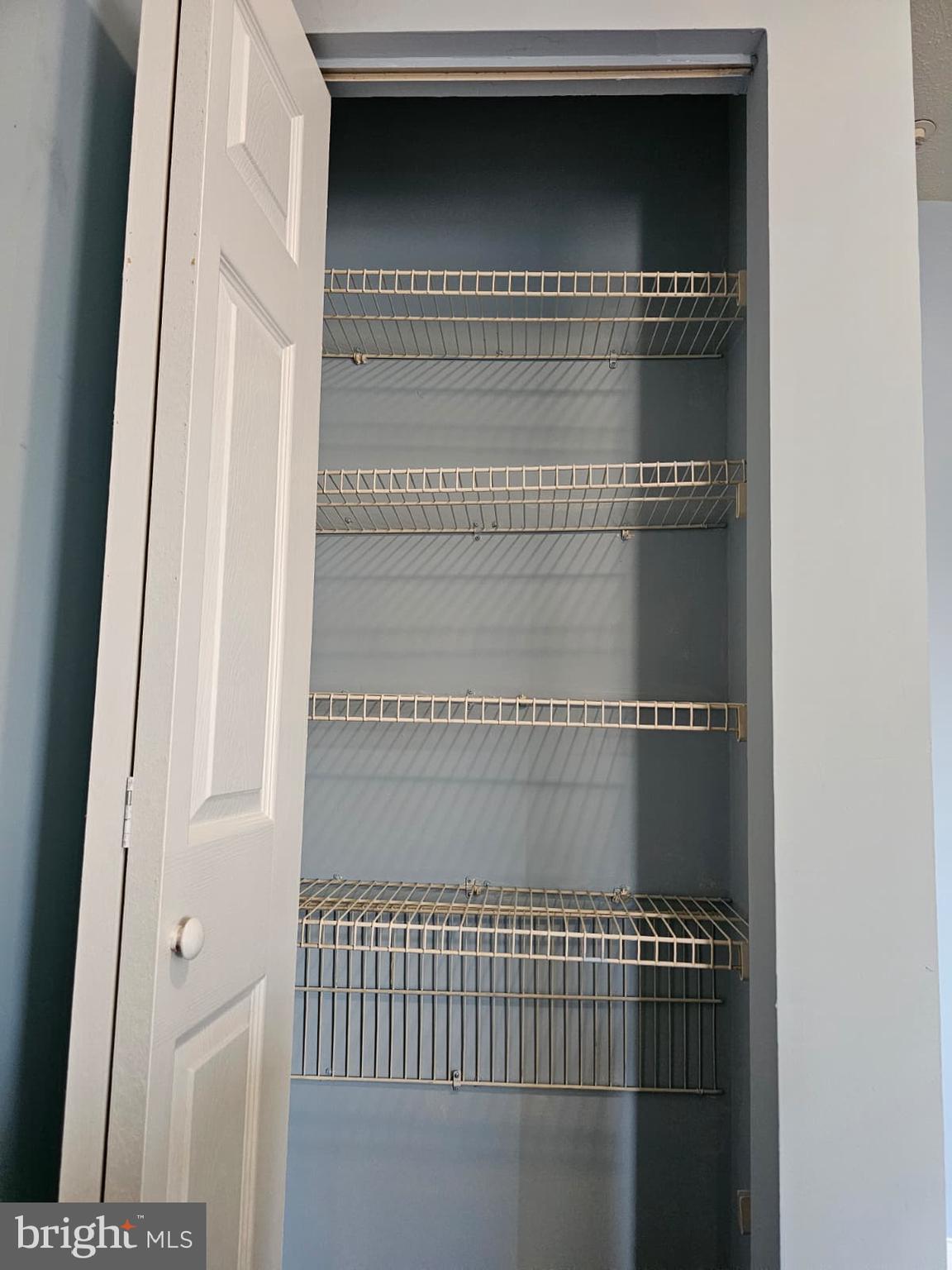 ROYAL PLAZA - Residential Lease