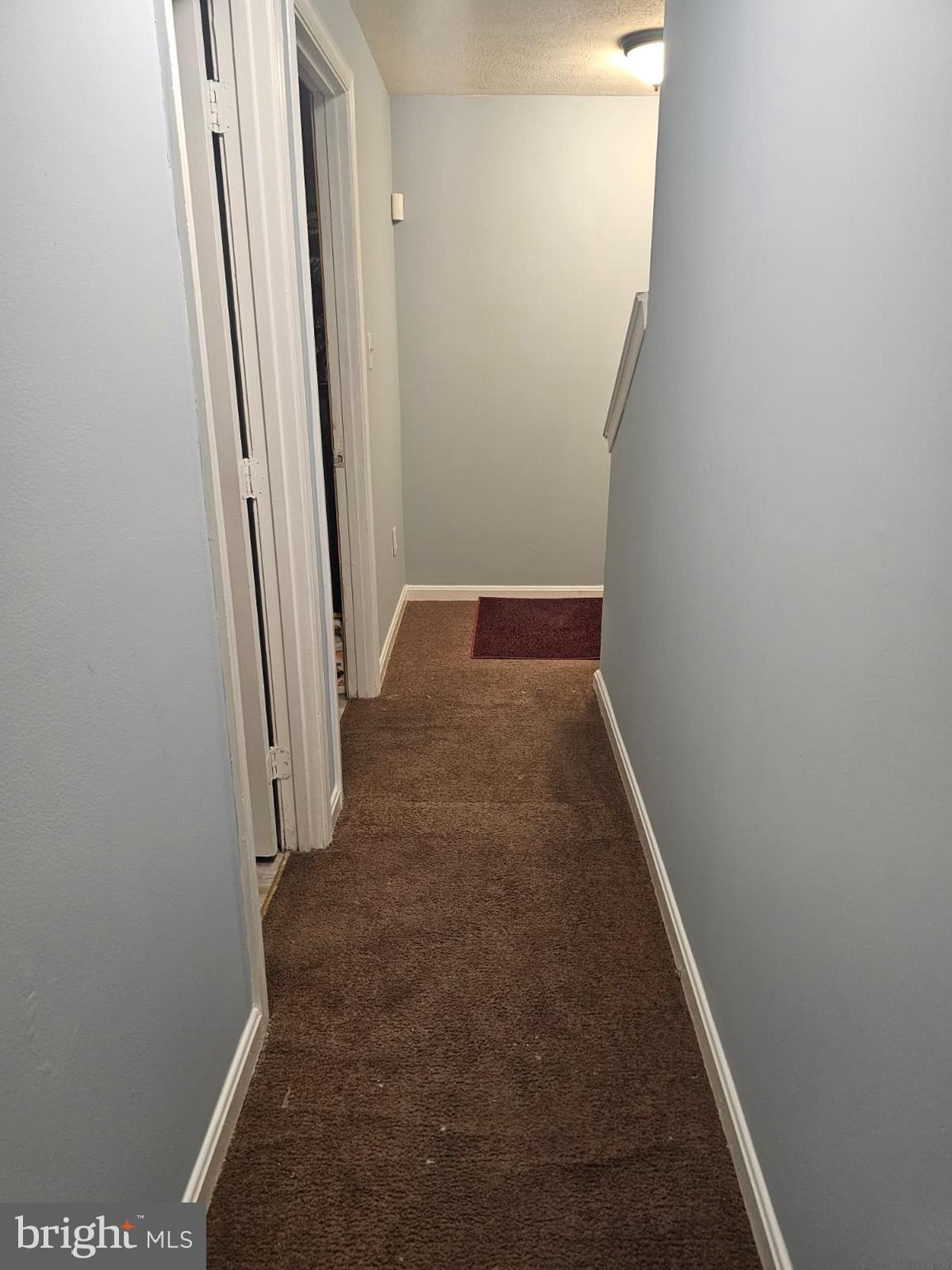 ROYAL PLAZA - Residential Lease