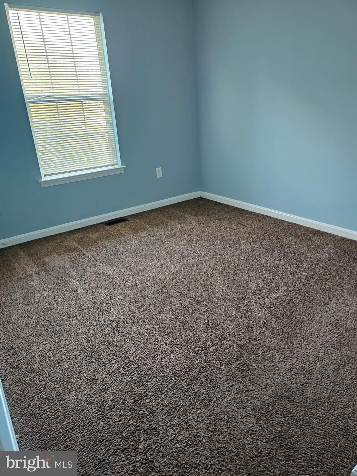 ROYAL PLAZA - Residential Lease