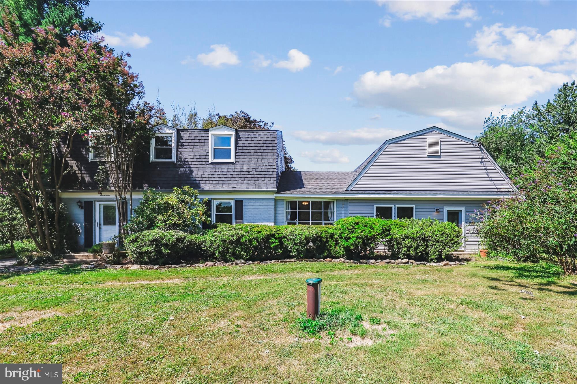 Tucked away on a quiet cul-de-sac with no HOA and over an acre of land, this spacious 5-bedroom home offers the kind of breathing room that’s hard to find. The layout includes a versatile in-law suite with modern updates, ideal for multi-generational living, guest space, or a private home office.
Inside, you’ll find the warmth of hardwood floors, a cozy fireplace, and plenty of natural light. The tankless water heater adds energy efficiency, and the expansive backyard is your canvas—private, open, and perfect for relaxing, gardening, or entertaining.
All this in a highly desirable Boyds neighborhood, close to shopping, parks, and commuter routes—where you can enjoy space and serenity without sacrificing convenience.