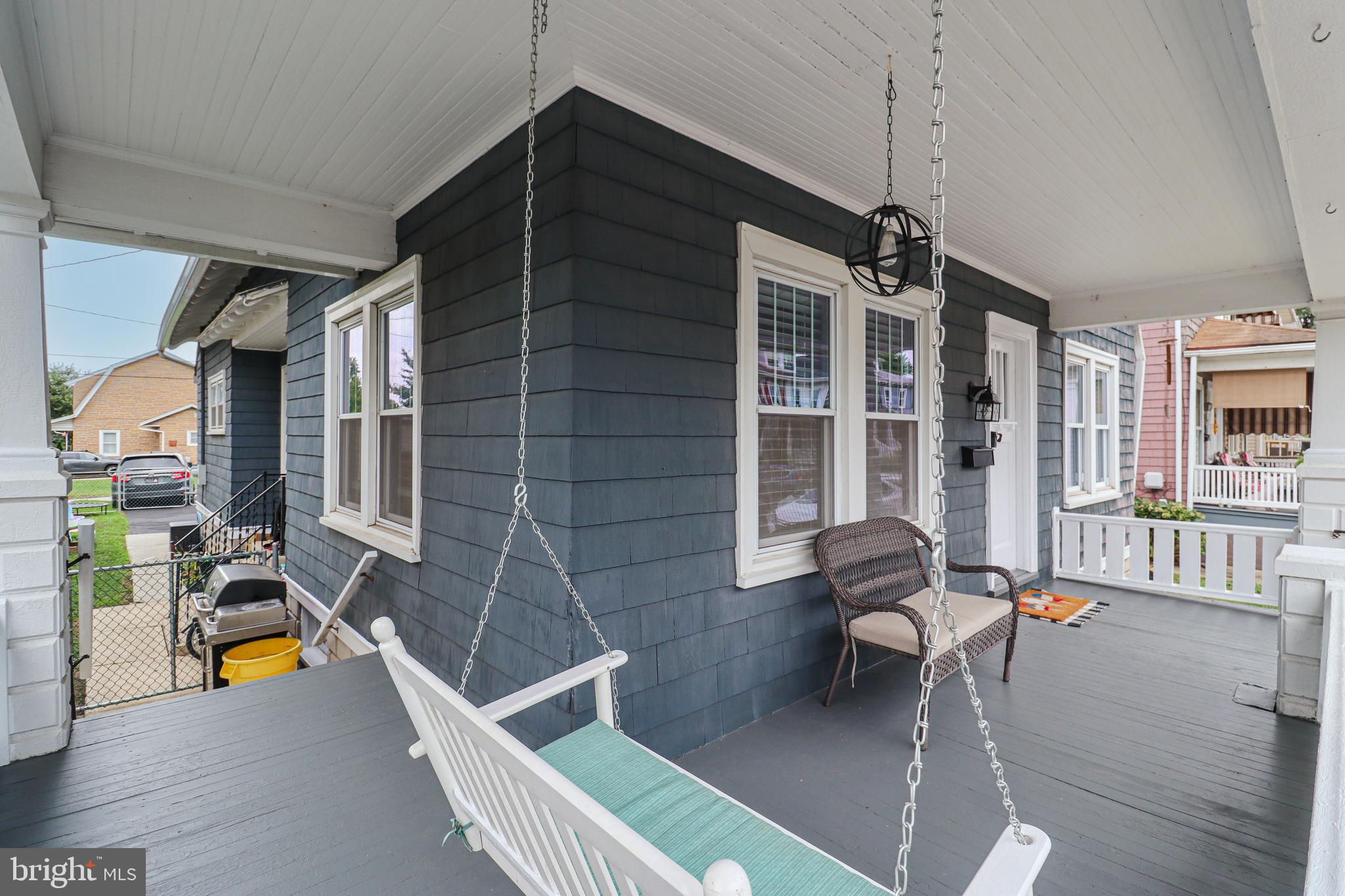 639 DALLAS STREET