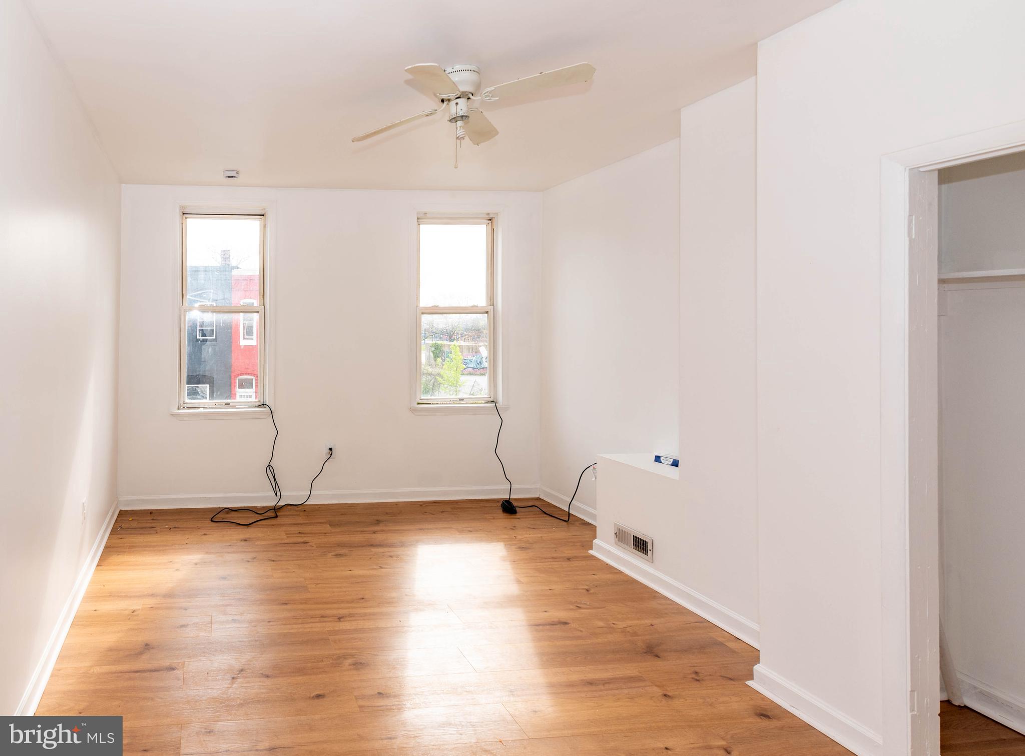 BARCLAY - Residential