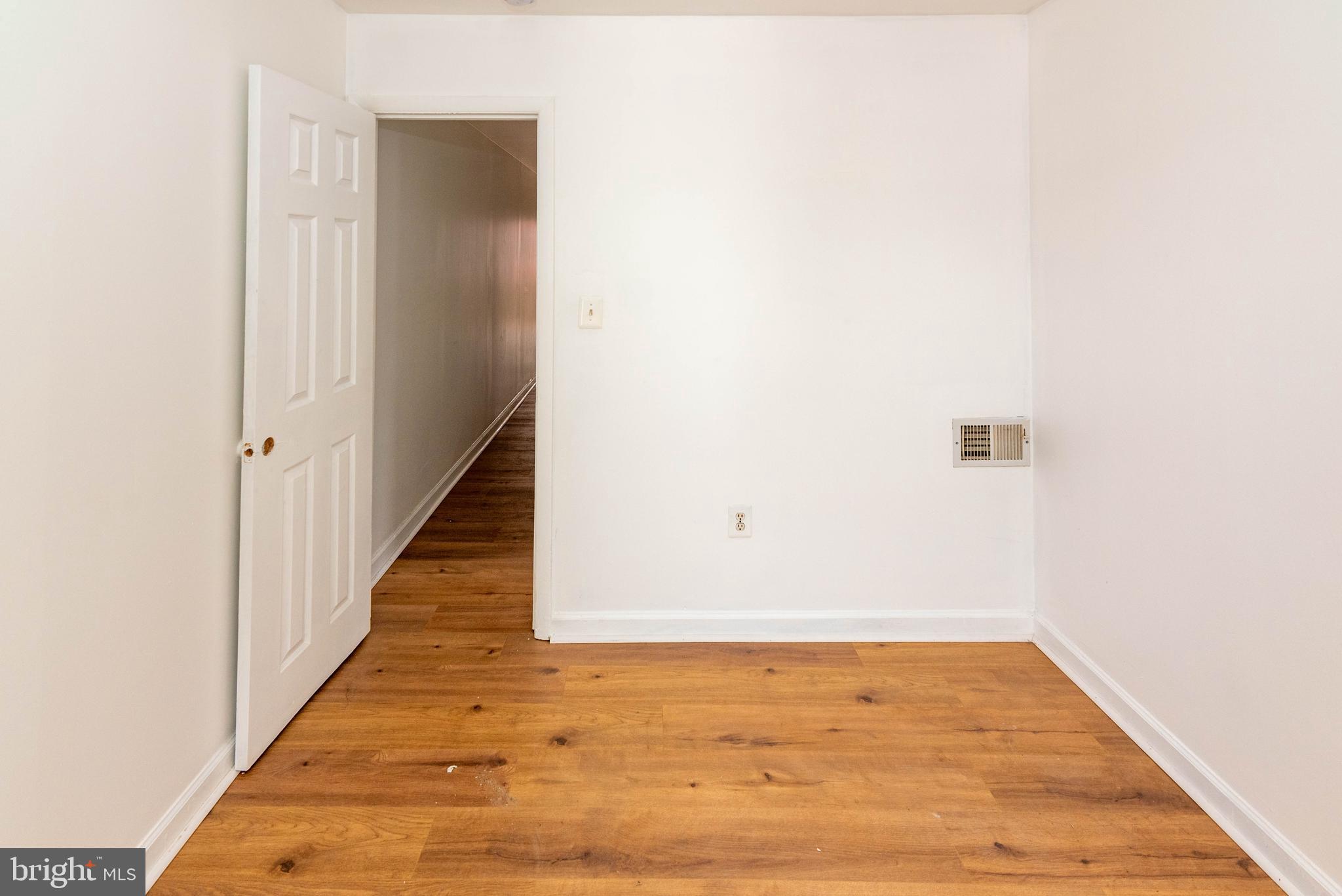 BARCLAY - Residential