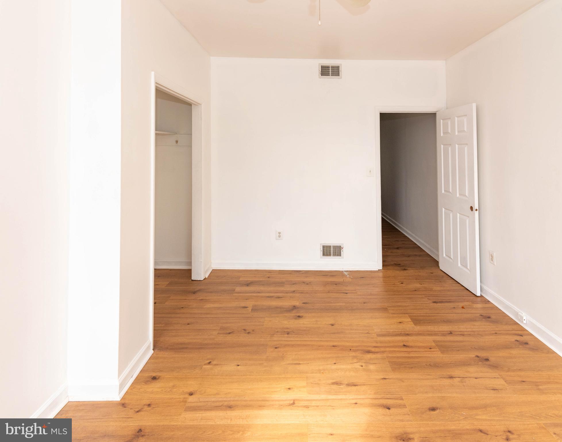 BARCLAY - Residential