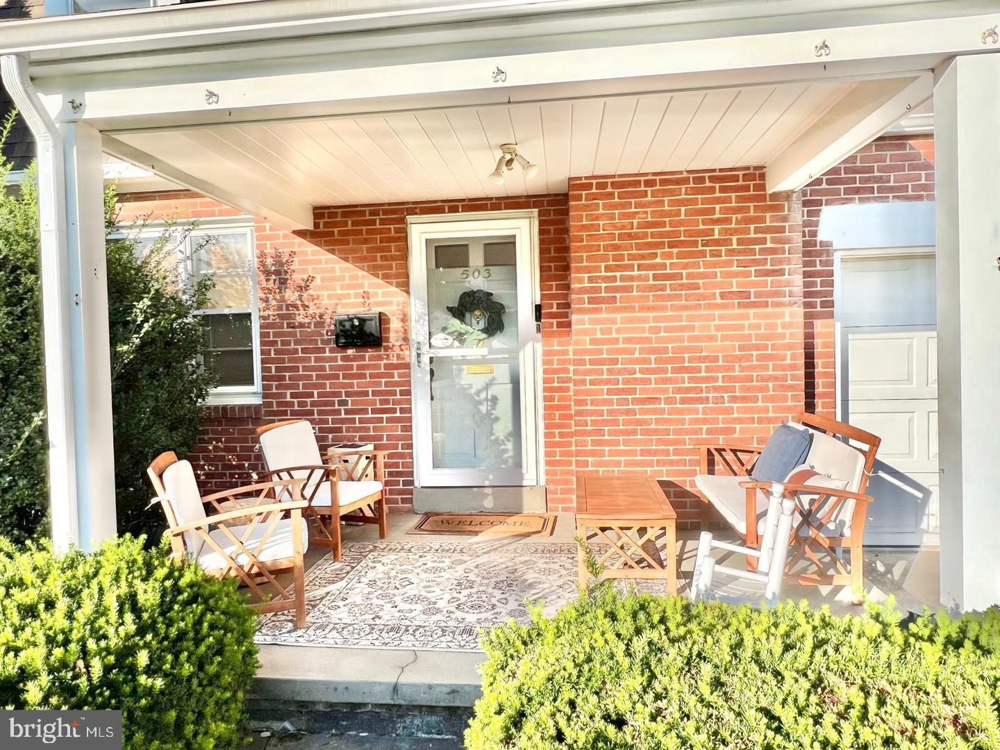 LINCOLN PARK - Residential Lease