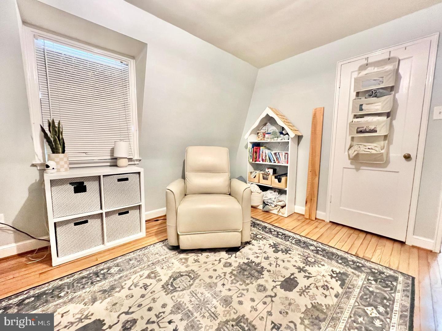 LINCOLN PARK - Residential Lease