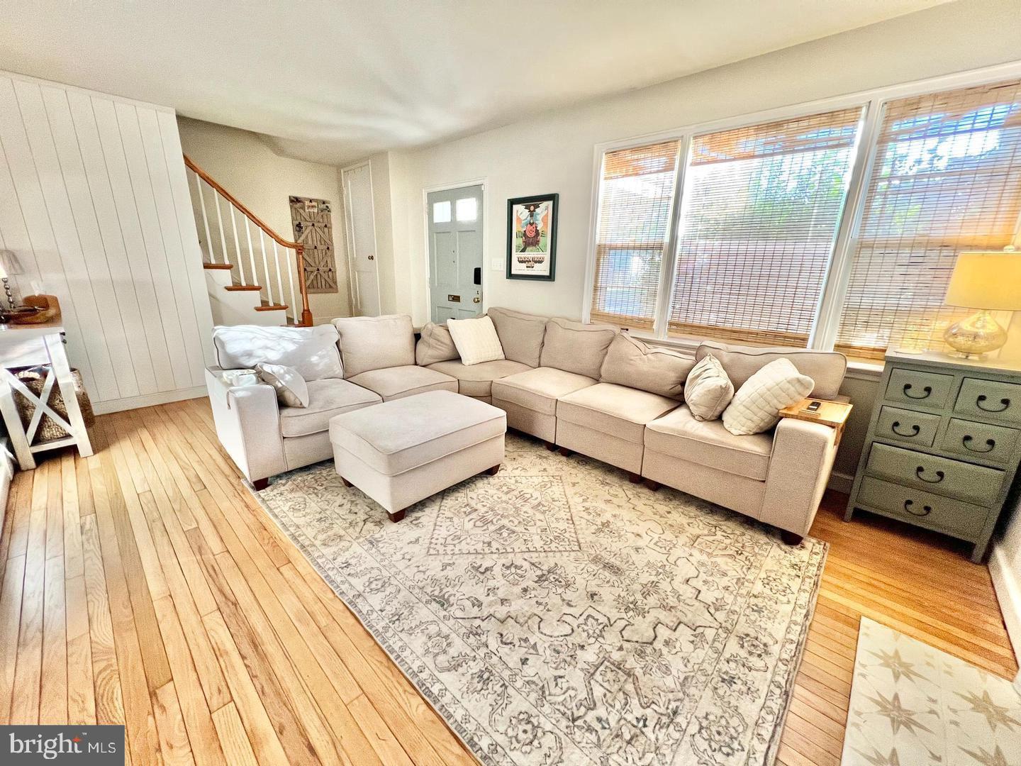 LINCOLN PARK - Residential Lease