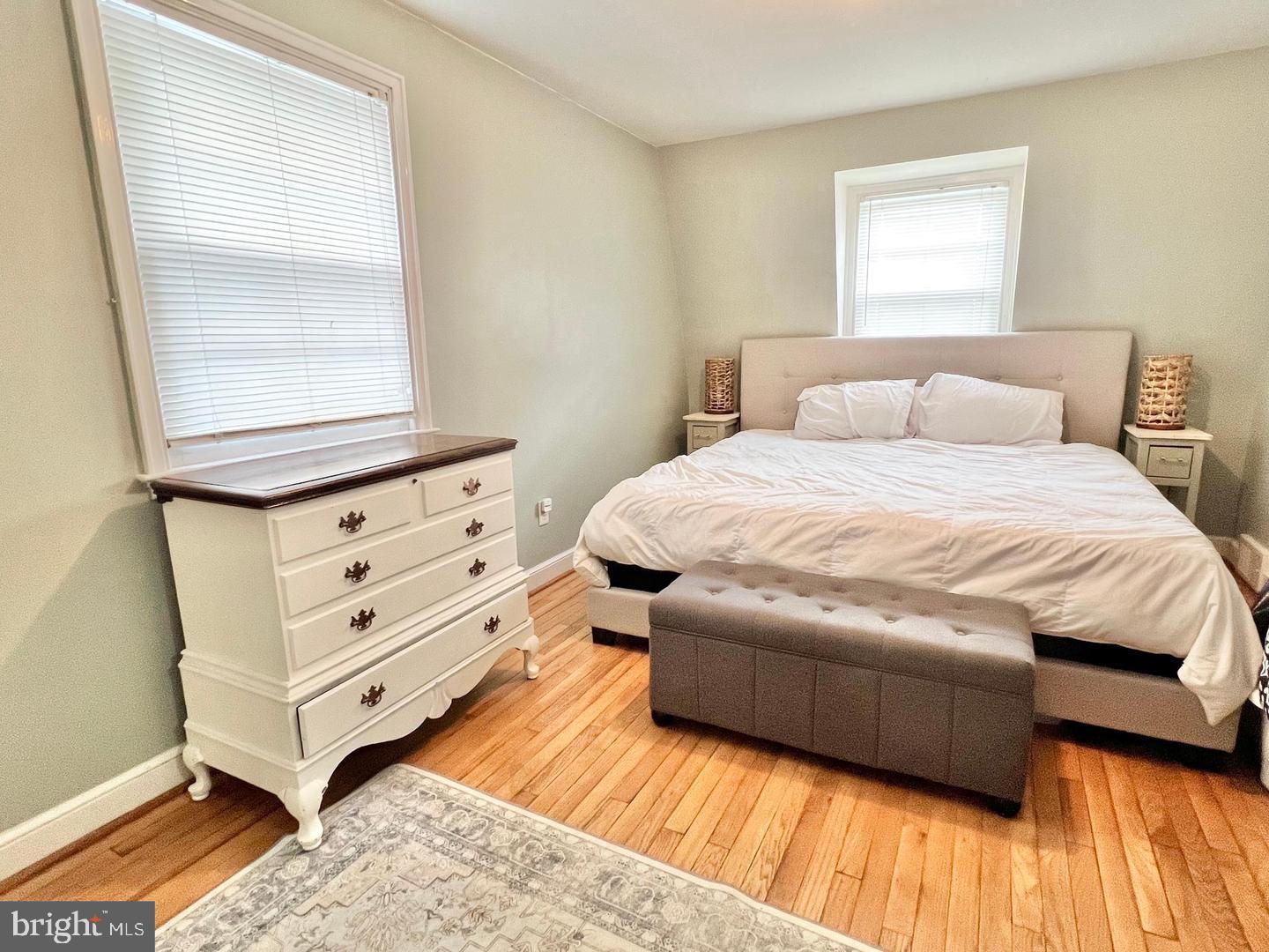 LINCOLN PARK - Residential Lease