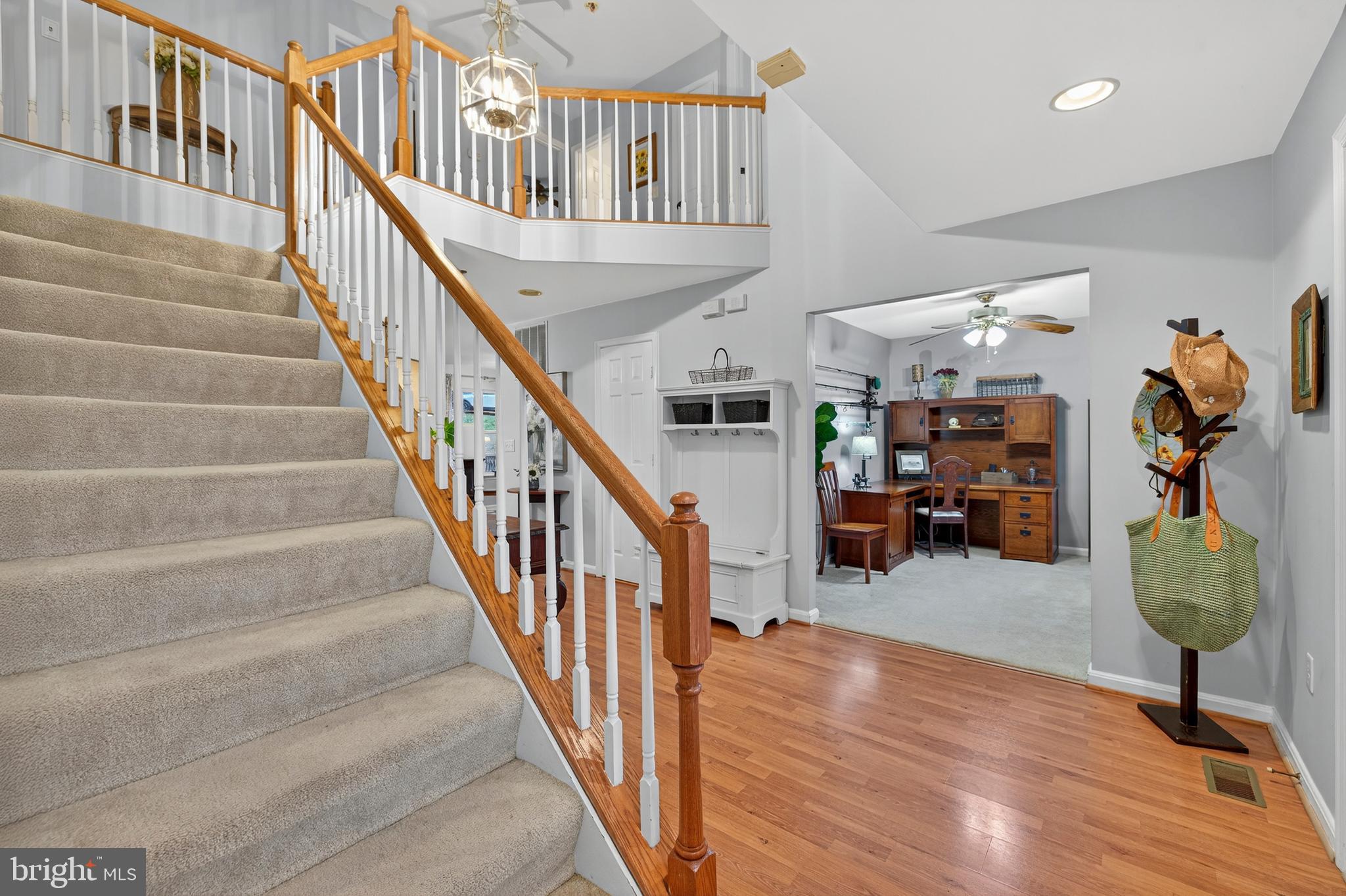 WHITE TAIL RIDGE - Residential