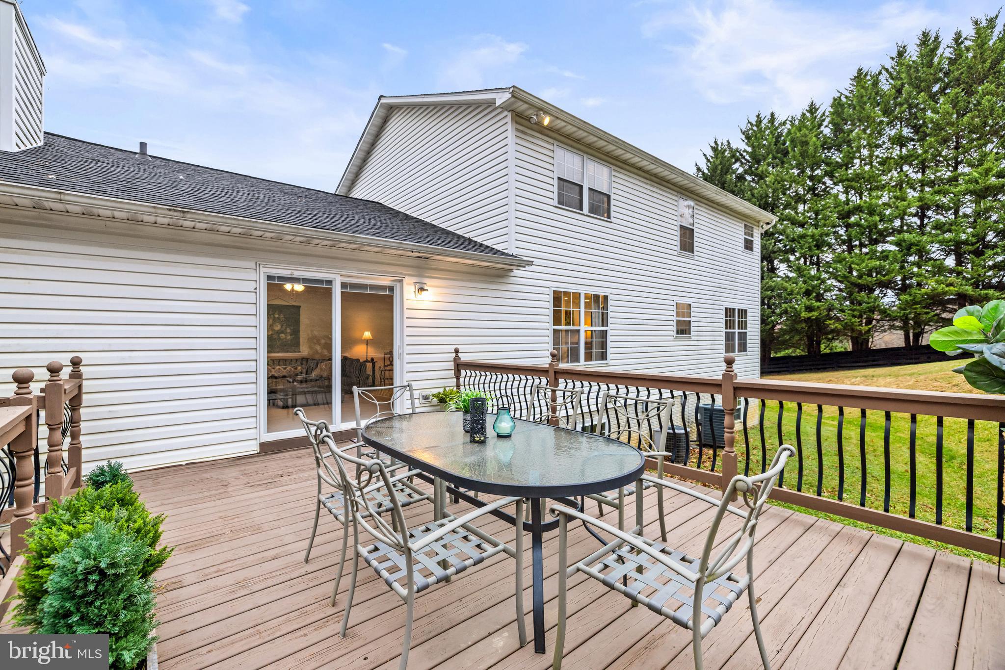 WHITE TAIL RIDGE - Residential