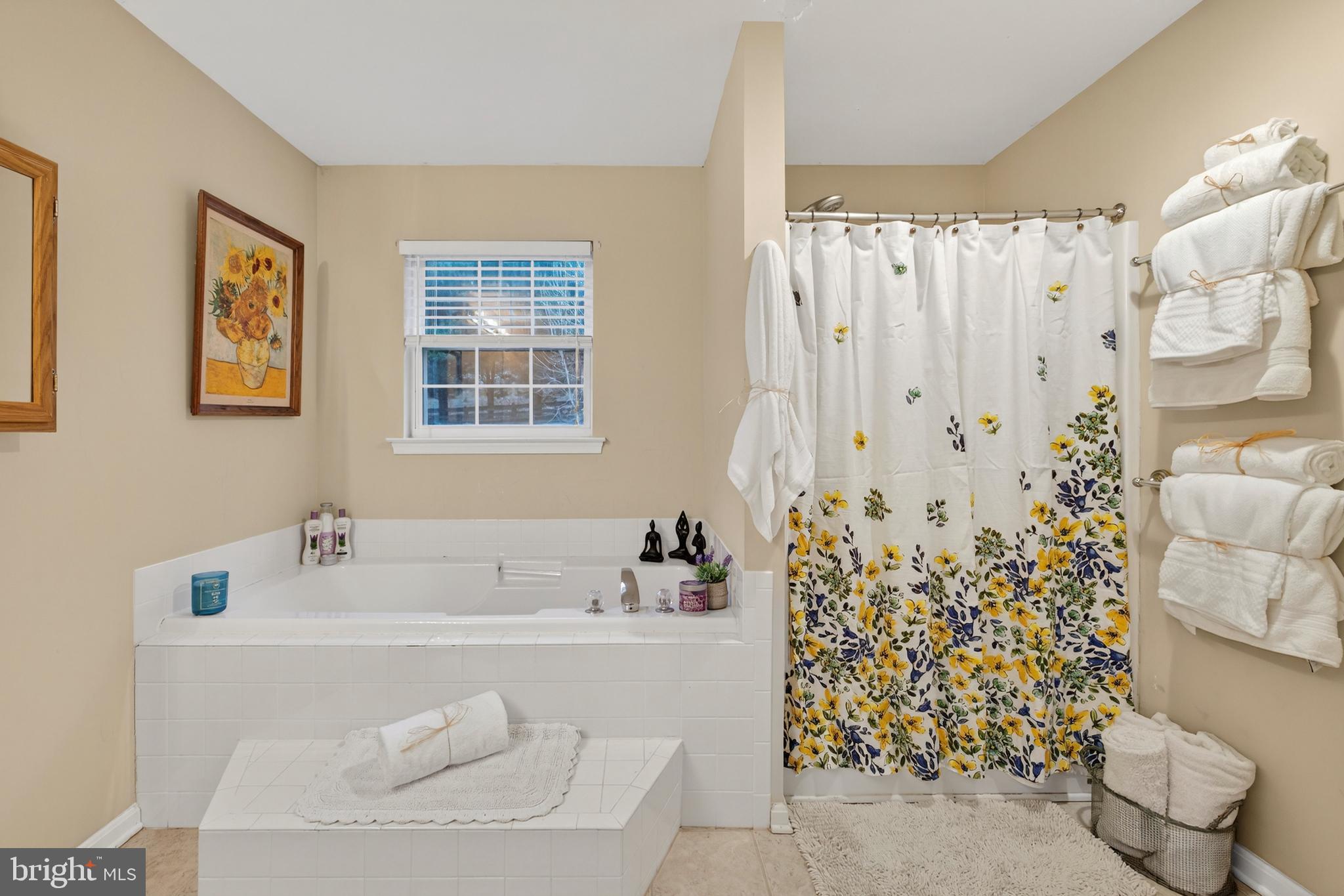 WHITE TAIL RIDGE - Residential