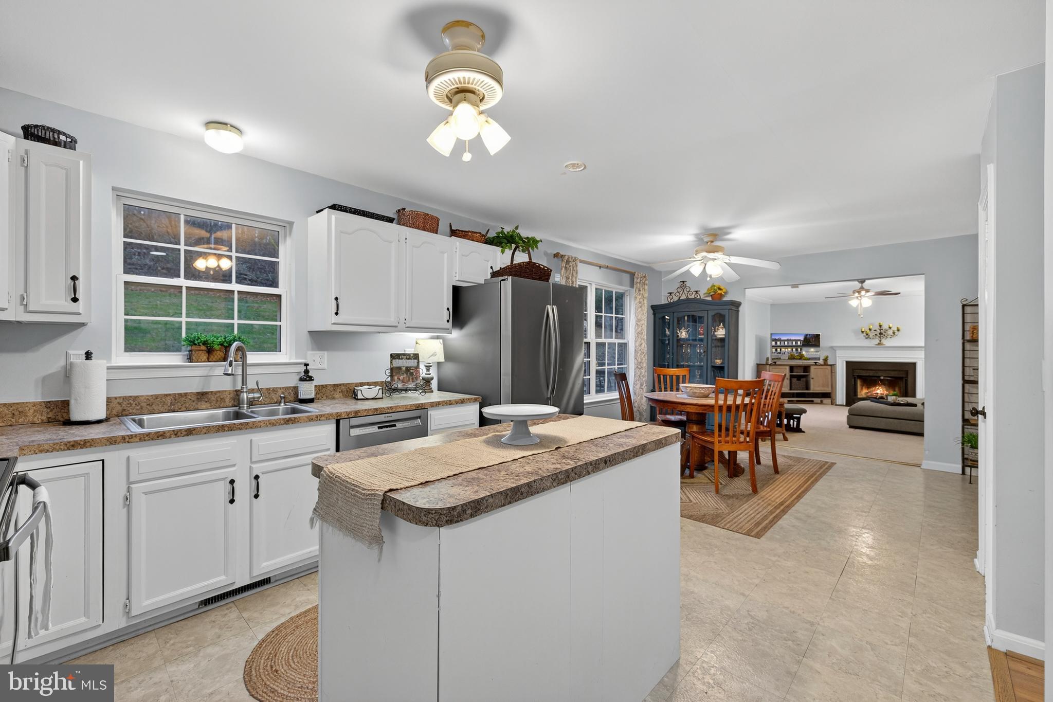 WHITE TAIL RIDGE - Residential